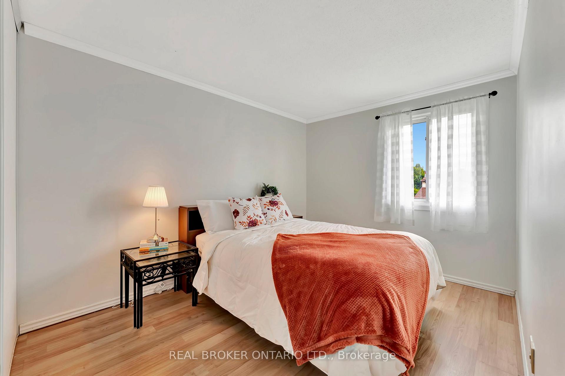 Photo 15 of 5 Tedwyn Drive, Ottawa, Barrhaven - Pheasant Run — HOMEH