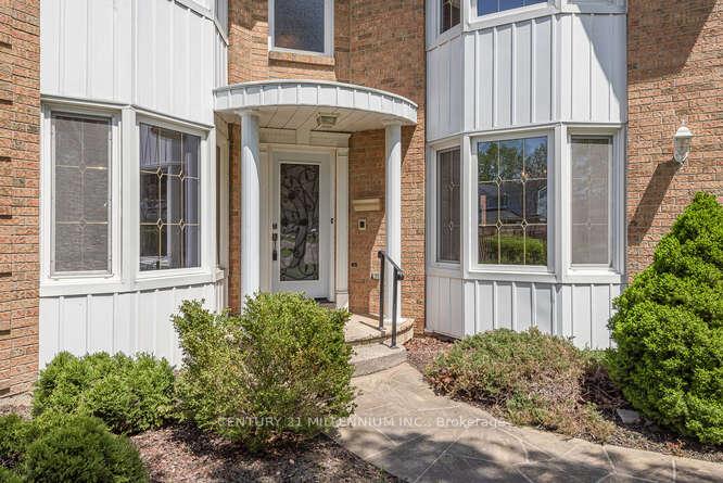 Photo 5 of 82 Leander Street, Brampton, Westgate — HOMEH