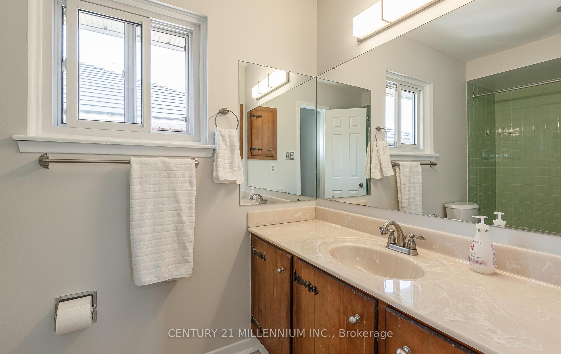 Photo 47 of 82 Leander Street, Brampton, Westgate — HOMEH