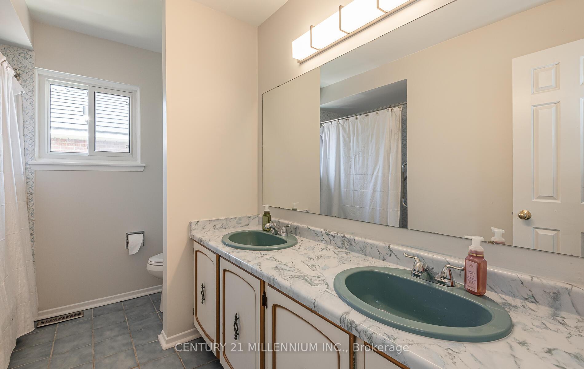 Photo 49 of 82 Leander Street, Brampton, Westgate — HOMEH