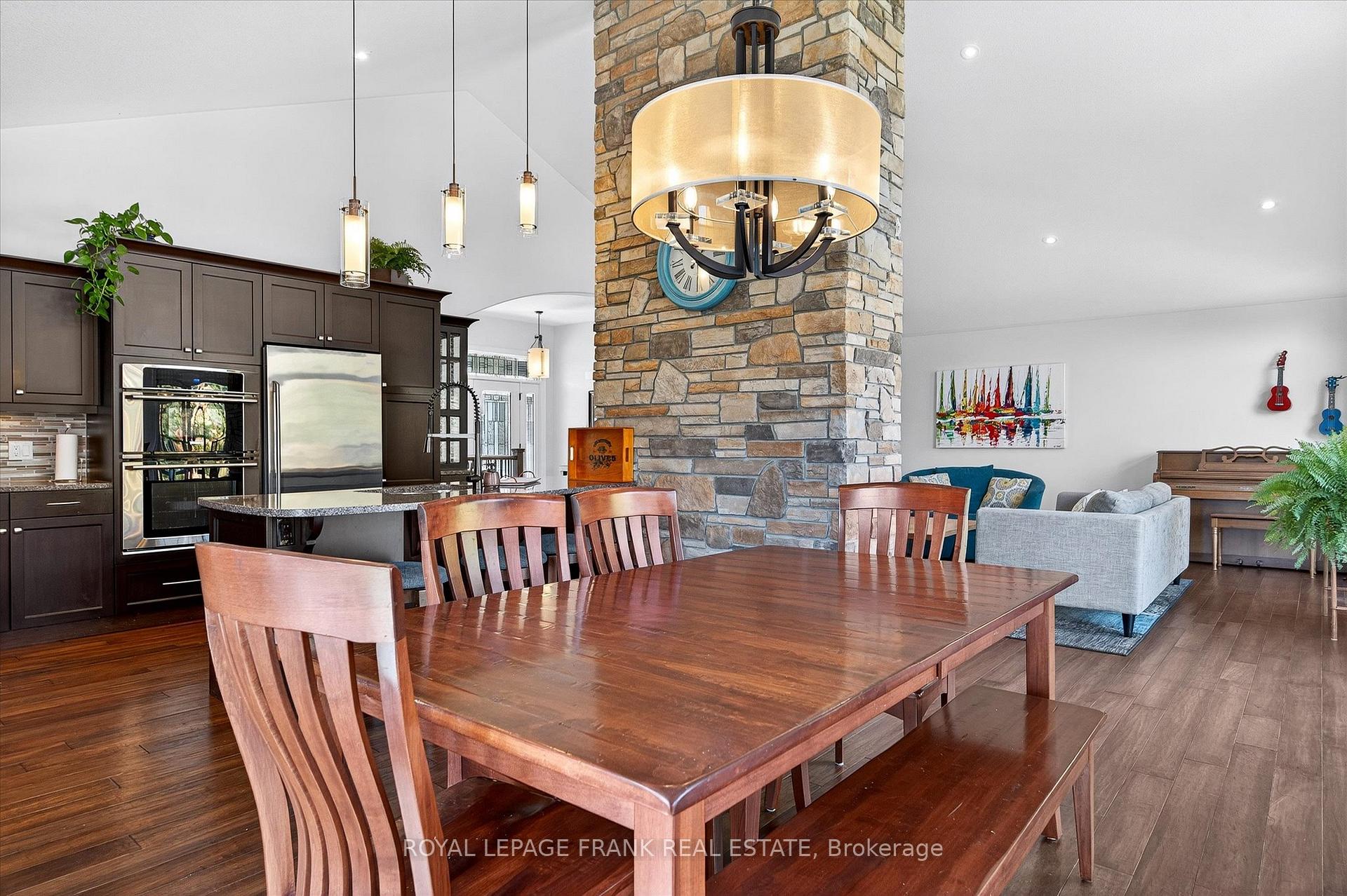 Photo 15 of 633 Carveth Drive, Cavan Monaghan, Cavan Twp — HOMEH