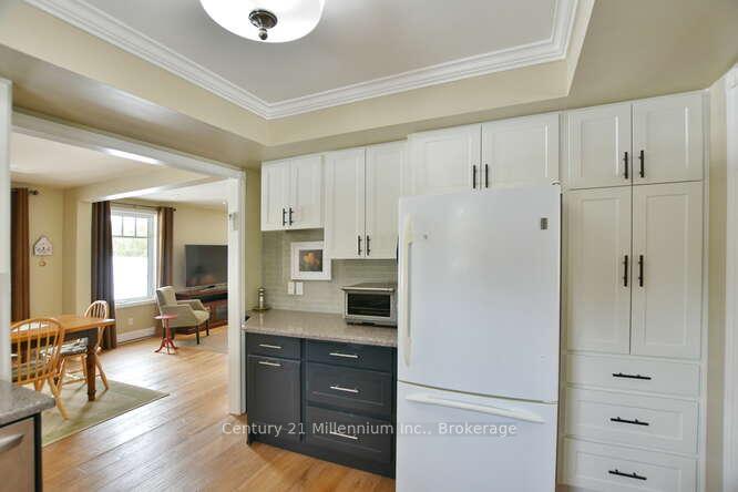 Photo 15 of 680 Mountain Road, Collingwood — HOMEH