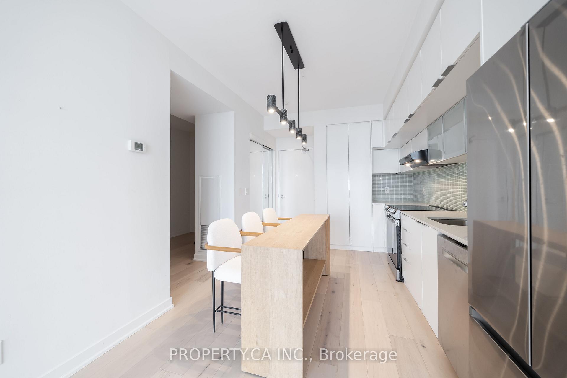 Photo 14 of Unit 2911, 110 Charles Street E, Toronto, Church-Yonge Corridor — HOMEH
