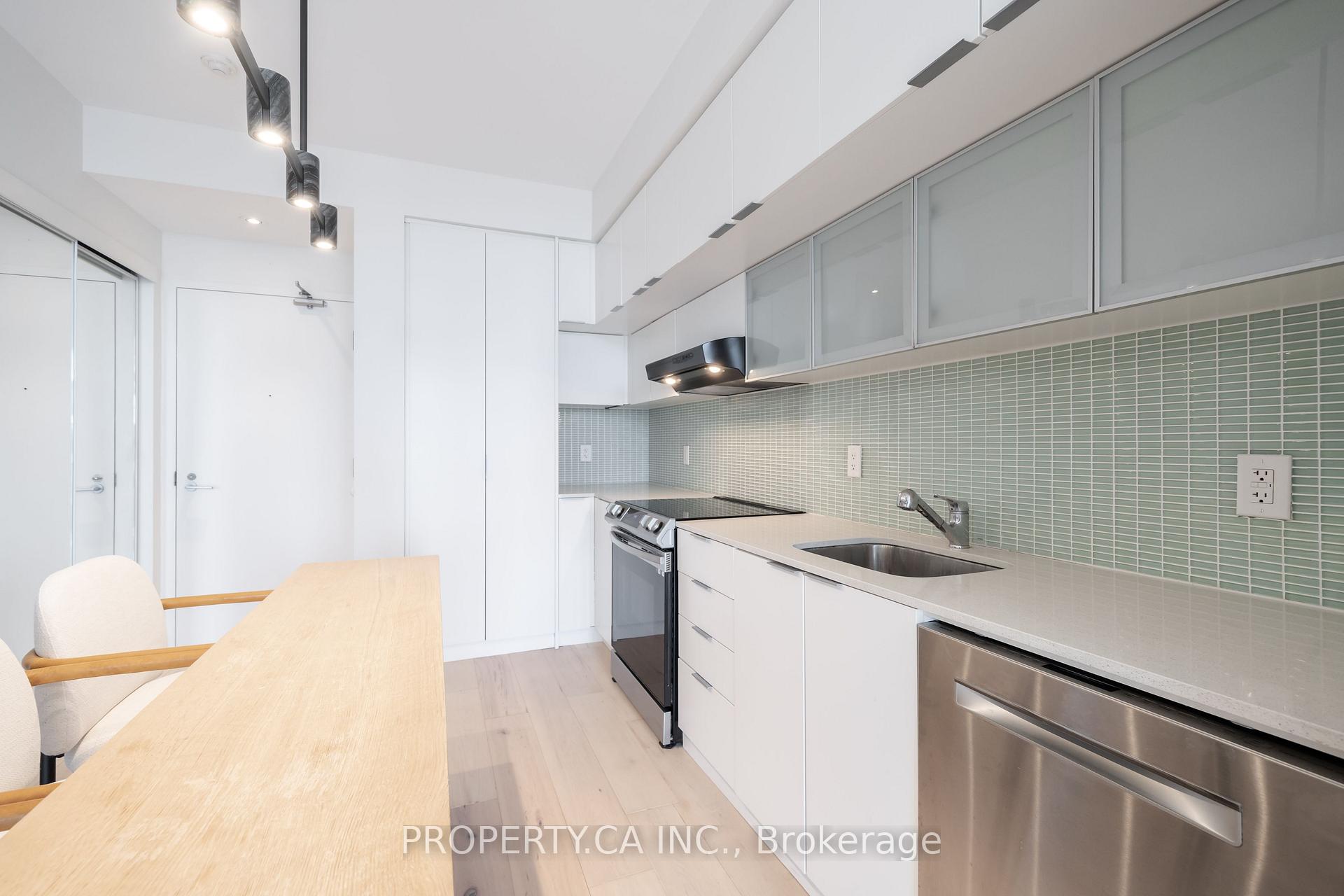 Photo 16 of Unit 2911, 110 Charles Street E, Toronto, Church-Yonge Corridor — HOMEH