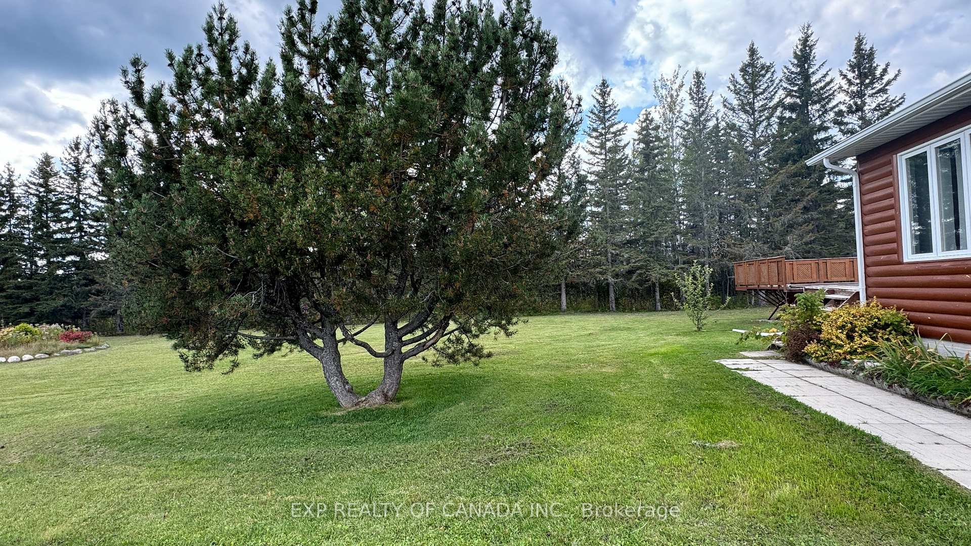 Photo 13 of 789 Highway 652 E, Cochrane — HOMEH