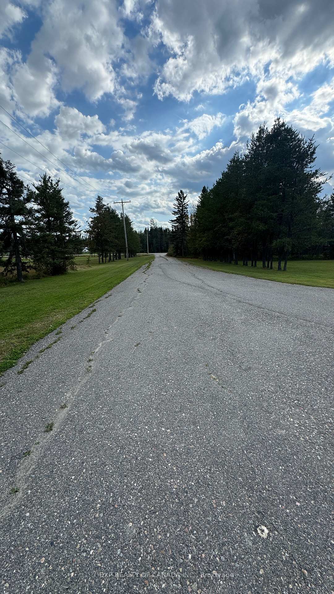 Photo 34 of 789 Highway 652 E, Cochrane — HOMEH
