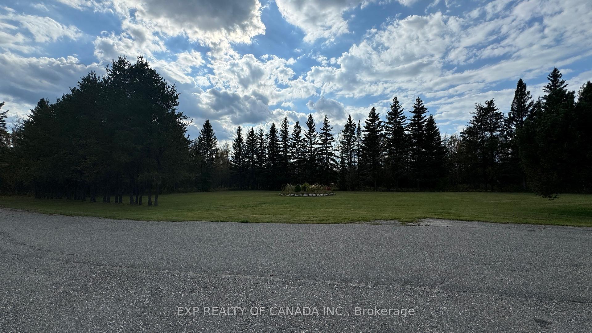 Photo 33 of 789 Highway 652 E, Cochrane — HOMEH