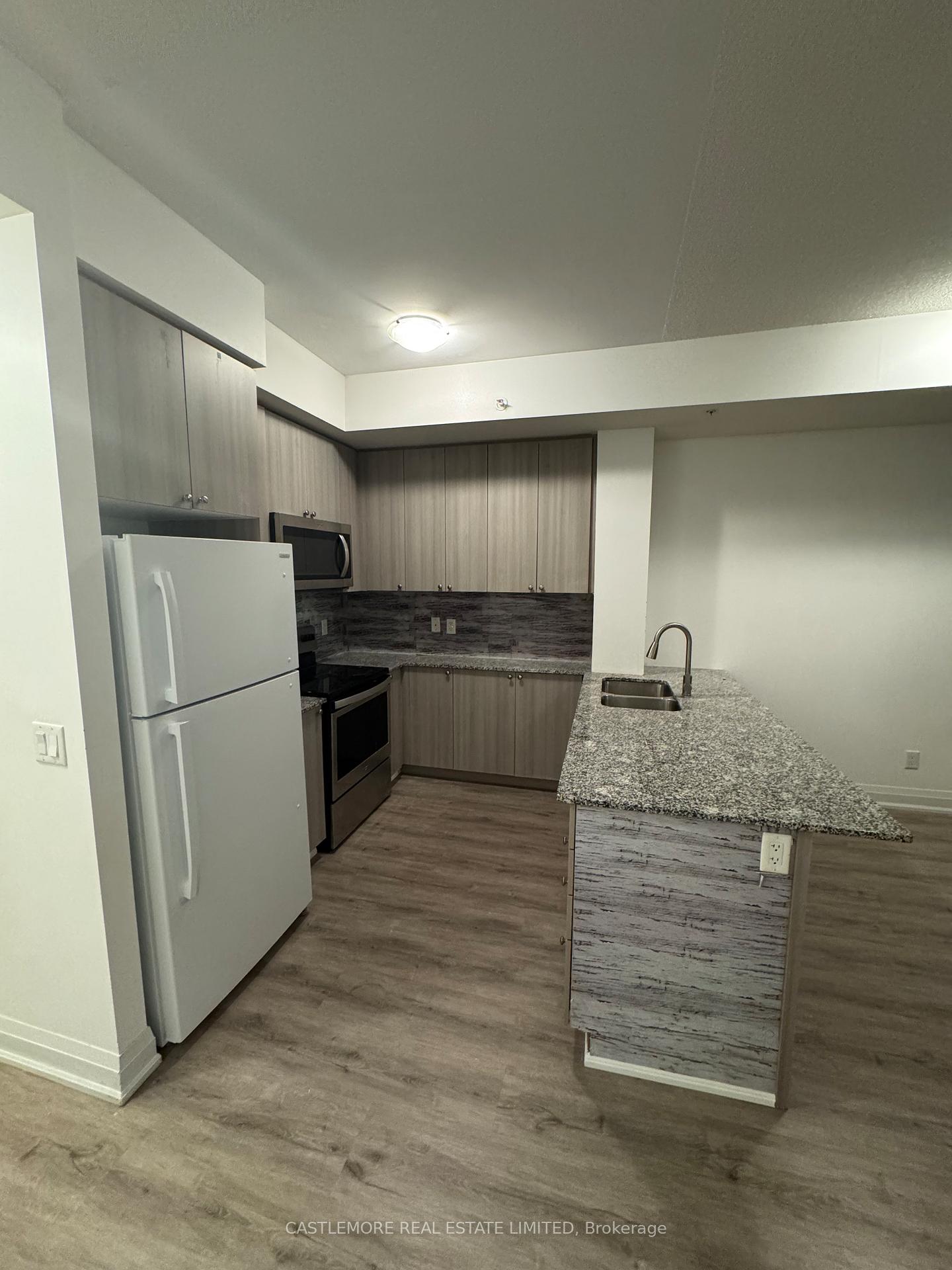 Photo 9 of Unit 905, 65 Yorkland Boulevard, Brampton, Goreway Drive Corridor — HOMEH
