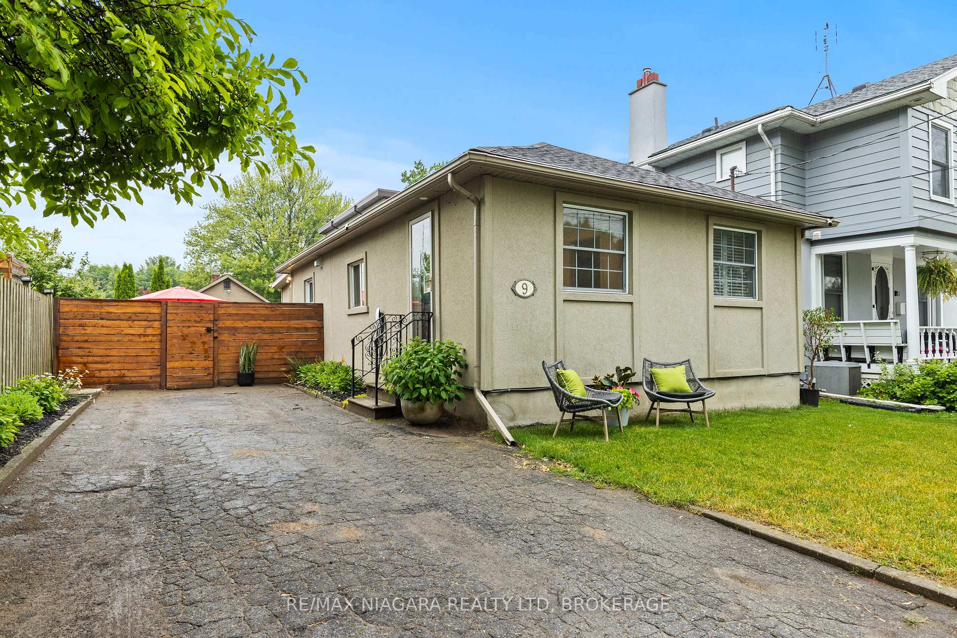 Front of 9 Shelley Avenue