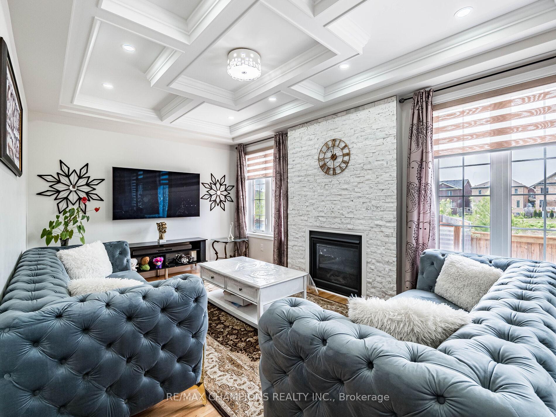 Photo 20 of 12 Fruitvale Circle, Brampton, Northwest Brampton — HOMEH