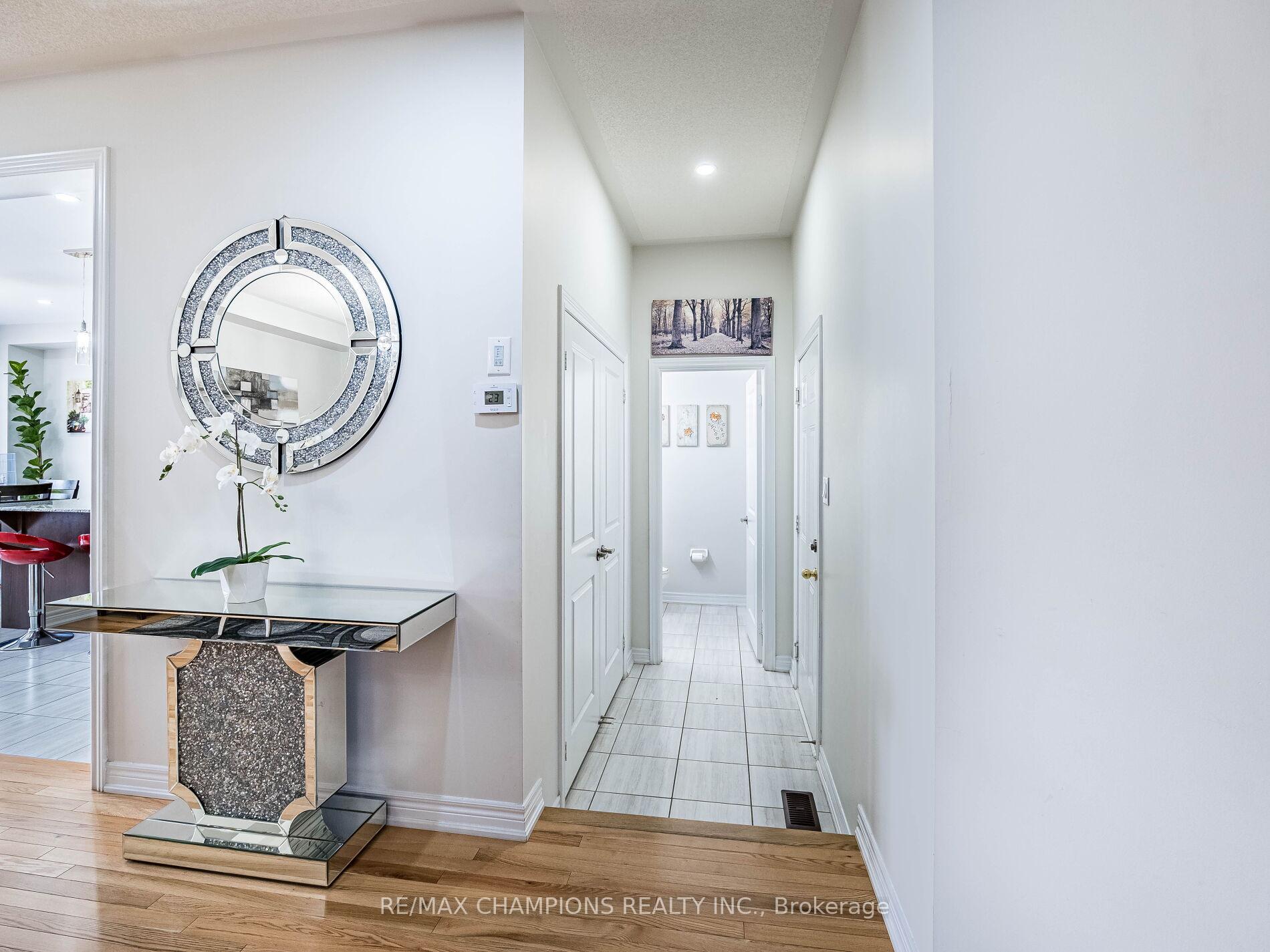 Photo 36 of 12 Fruitvale Circle, Brampton, Northwest Brampton — HOMEH