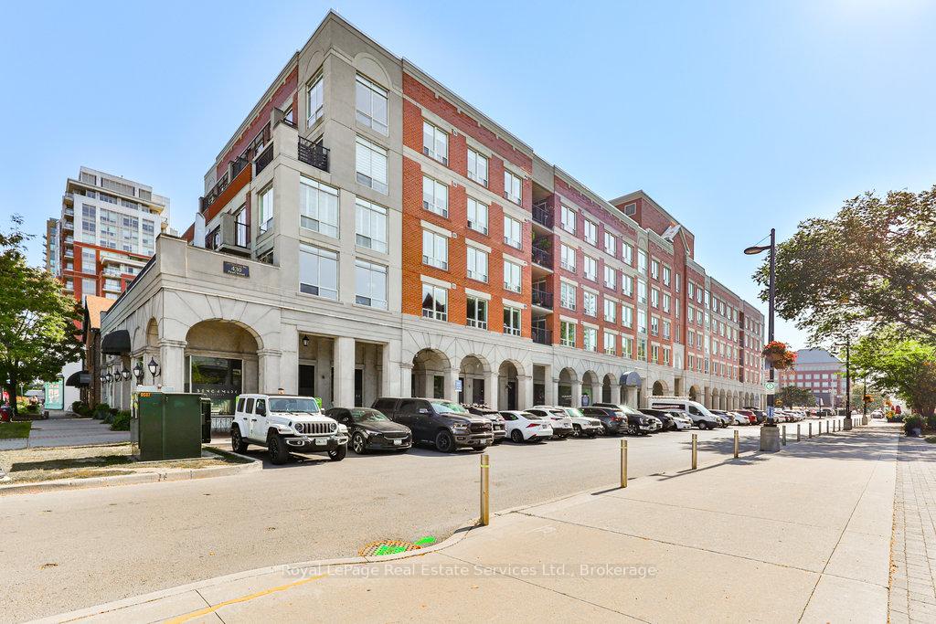 Front of Unit 514, 430 Pearl Street