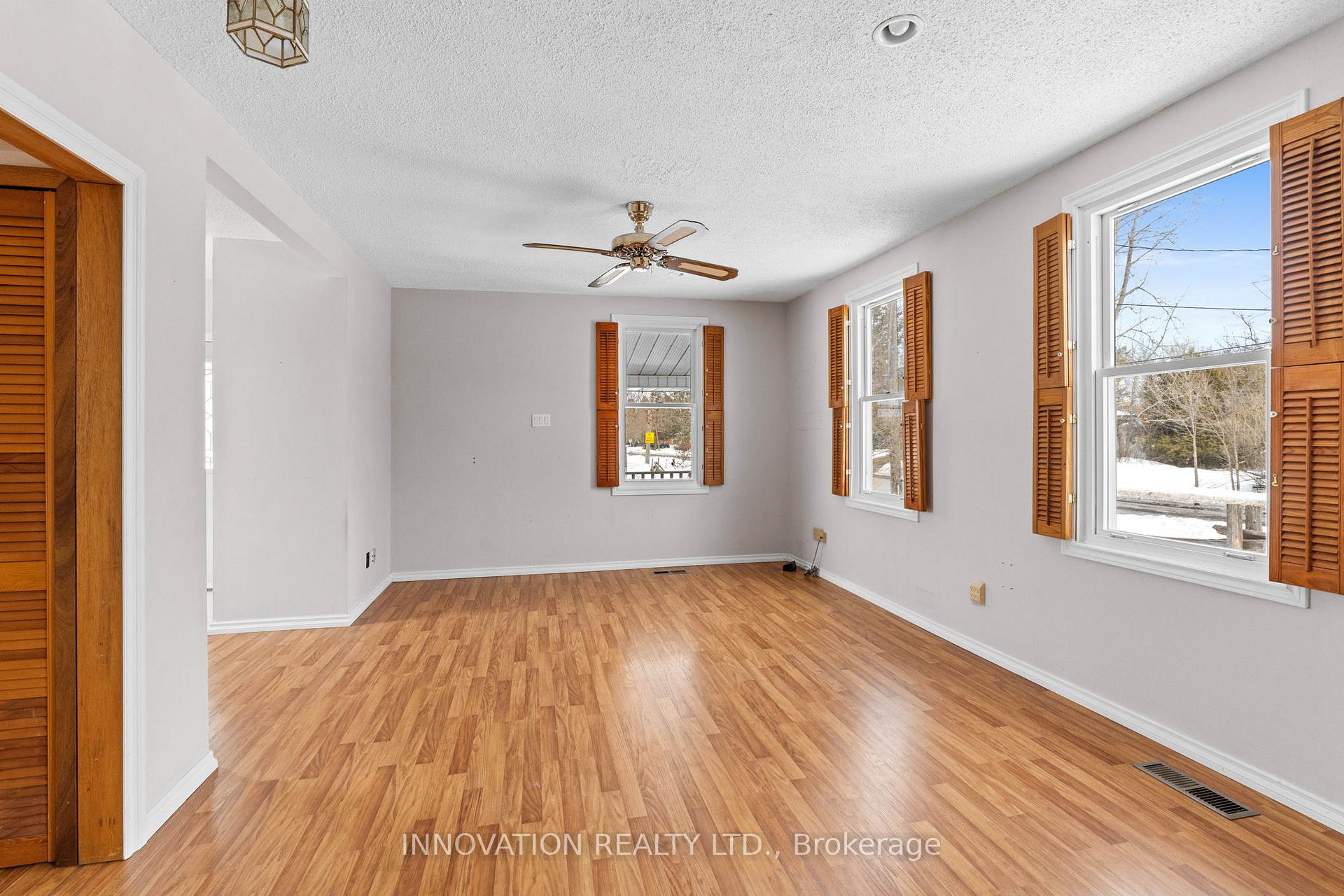 Photo 8 of 100 Crossland Drive, Ottawa, Fitzroy — HOMEH