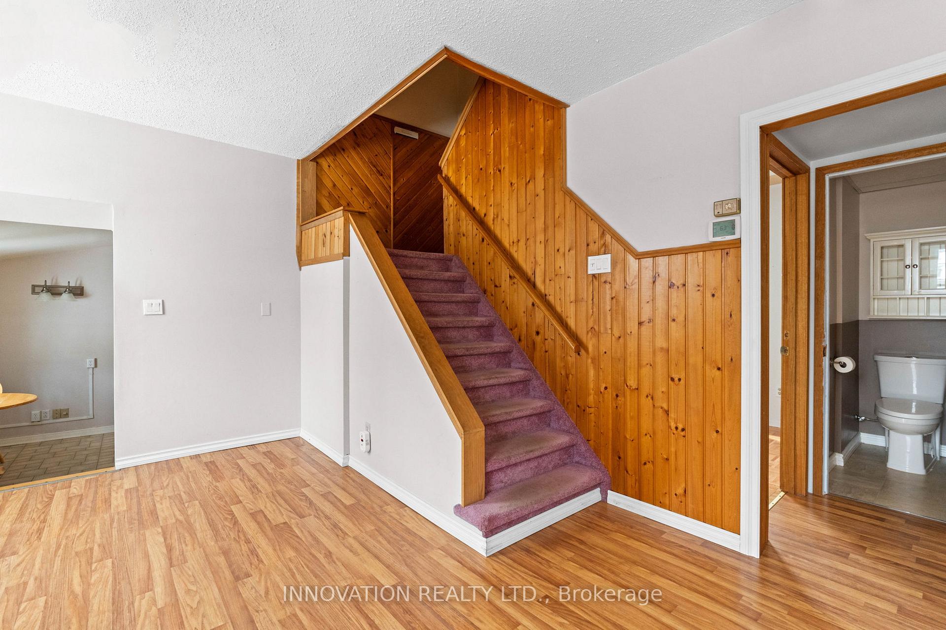 Photo 16 of 100 Crossland Drive, Ottawa, Fitzroy — HOMEH