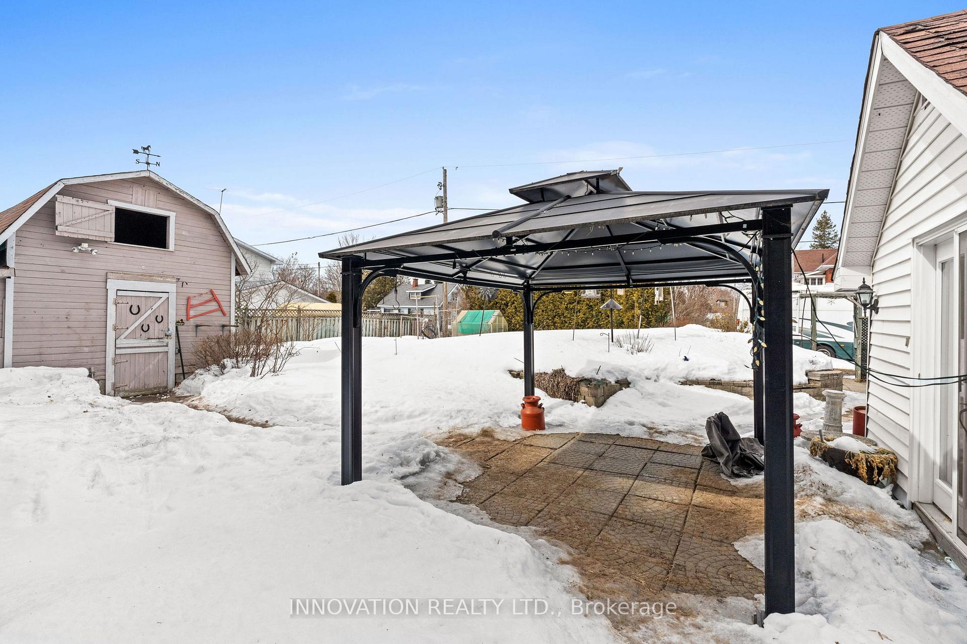 Photo 24 of 100 Crossland Drive, Ottawa, Fitzroy — HOMEH