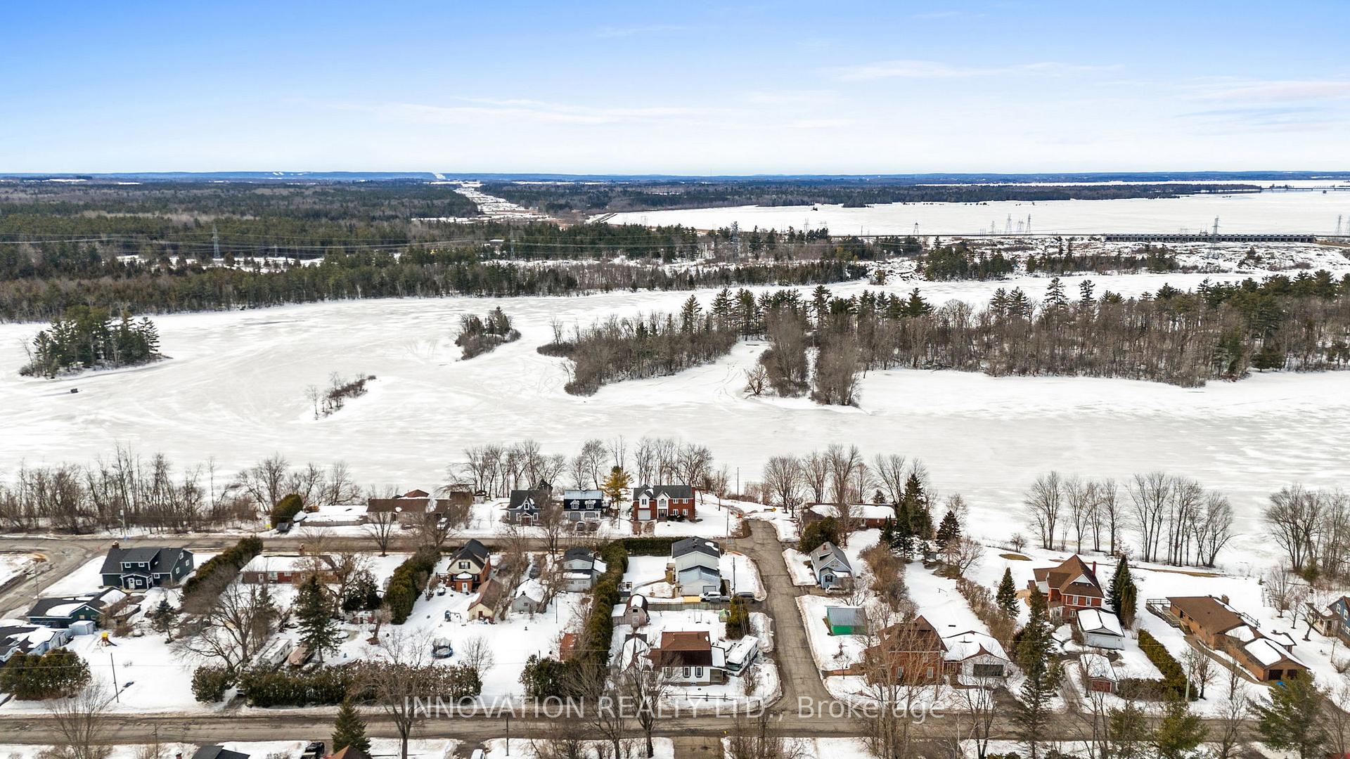 Photo 36 of 100 Crossland Drive, Ottawa, Fitzroy — HOMEH