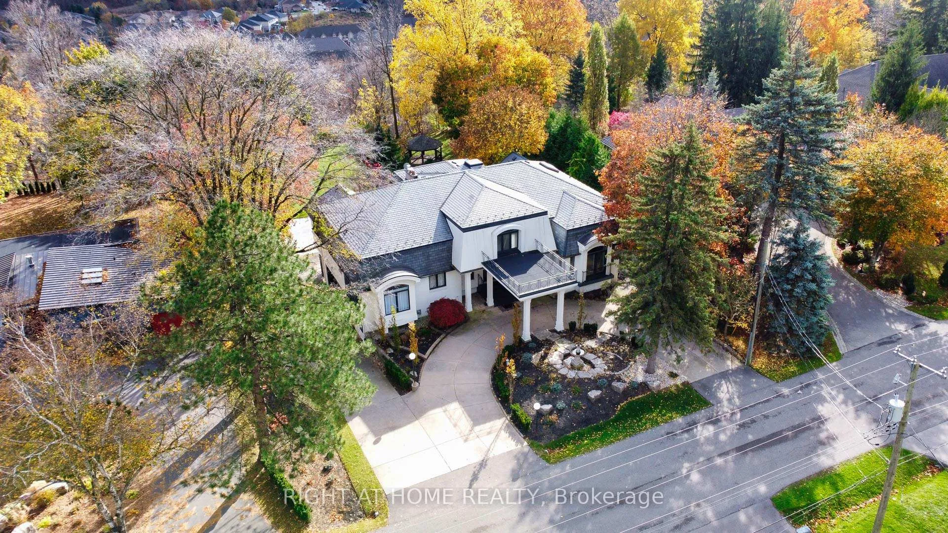 Photo 2 of 34 Maple Avenue, Hamilton, Greensville — HOMEH