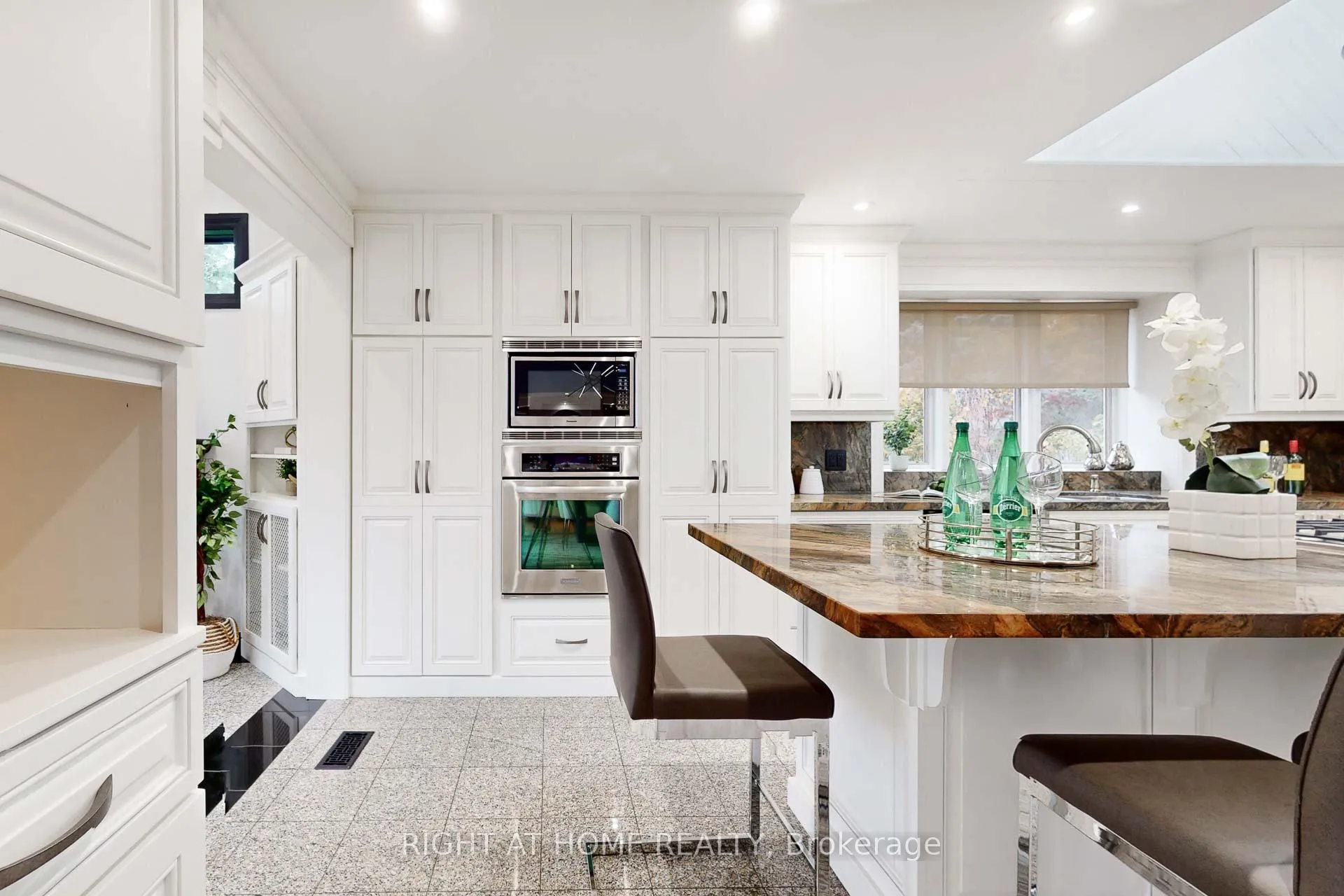 Photo 9 of 34 Maple Avenue, Hamilton, Greensville — HOMEH