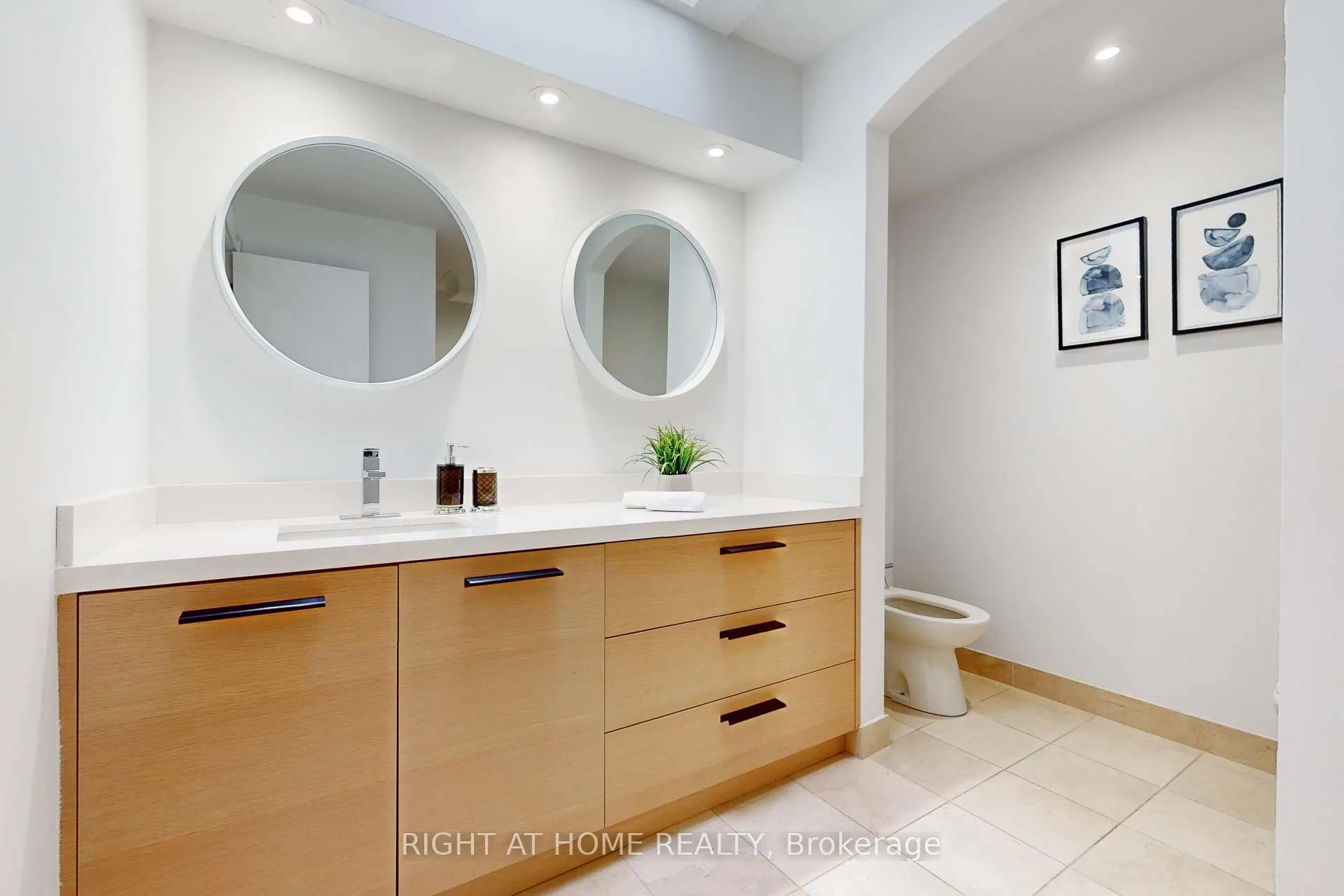 Photo 24 of 34 Maple Avenue, Hamilton, Greensville — HOMEH