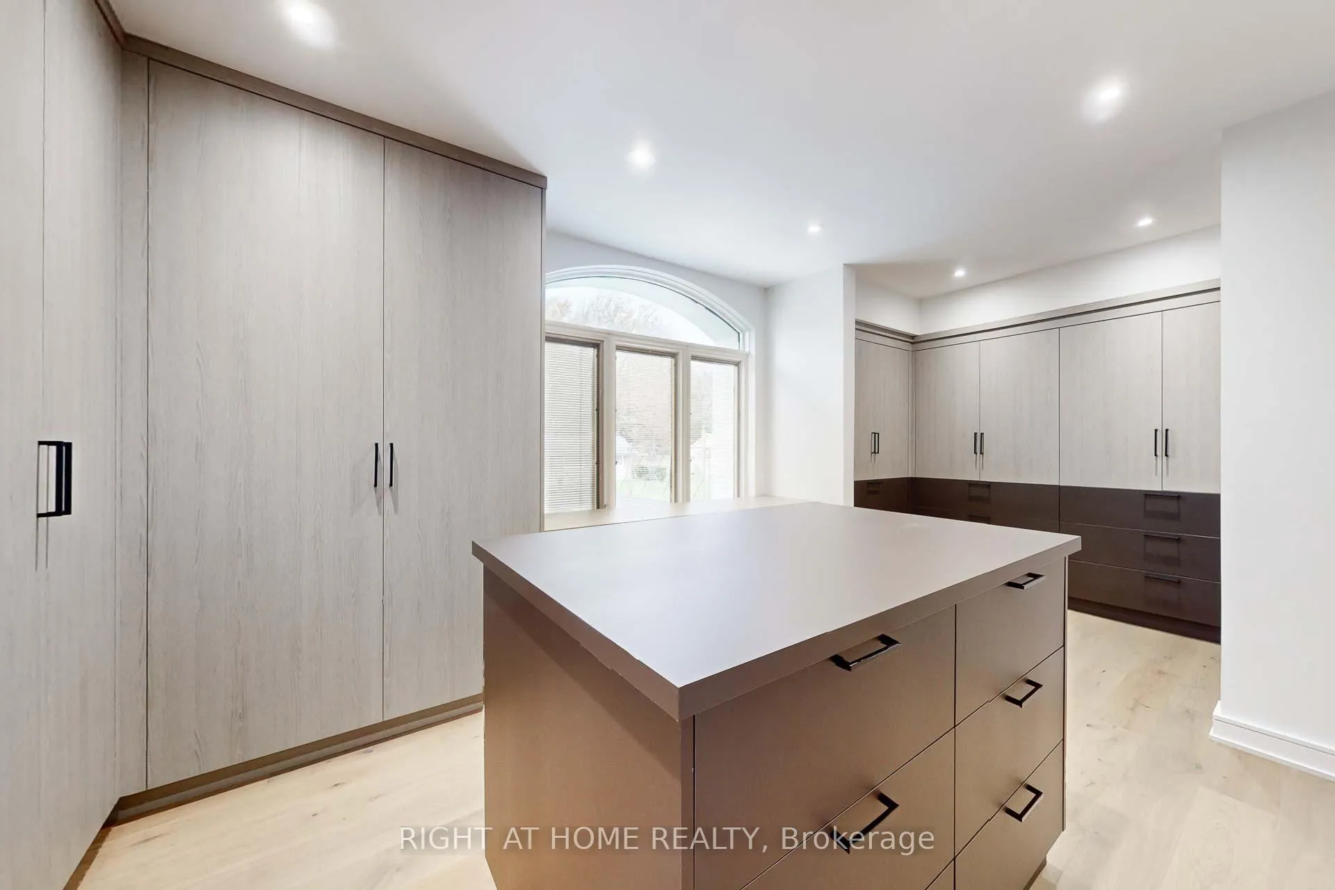 Photo 25 of 34 Maple Avenue, Hamilton, Greensville — HOMEH