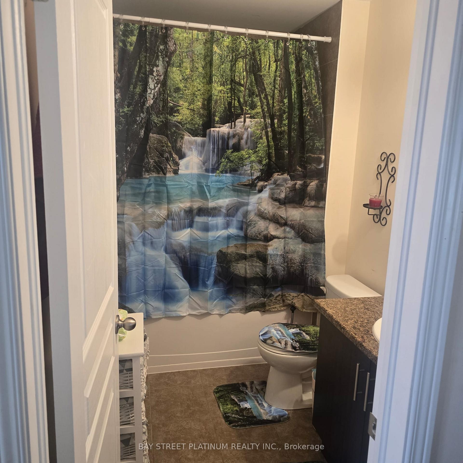 Photo 9 of 222 Lormont Boulevard, Hamilton, Stoney Creek Mountain — HOMEH