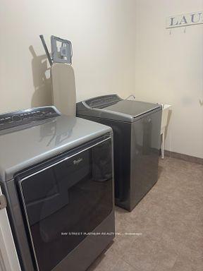 Photo 12 of 222 Lormont Boulevard, Hamilton, Stoney Creek Mountain — HOMEH