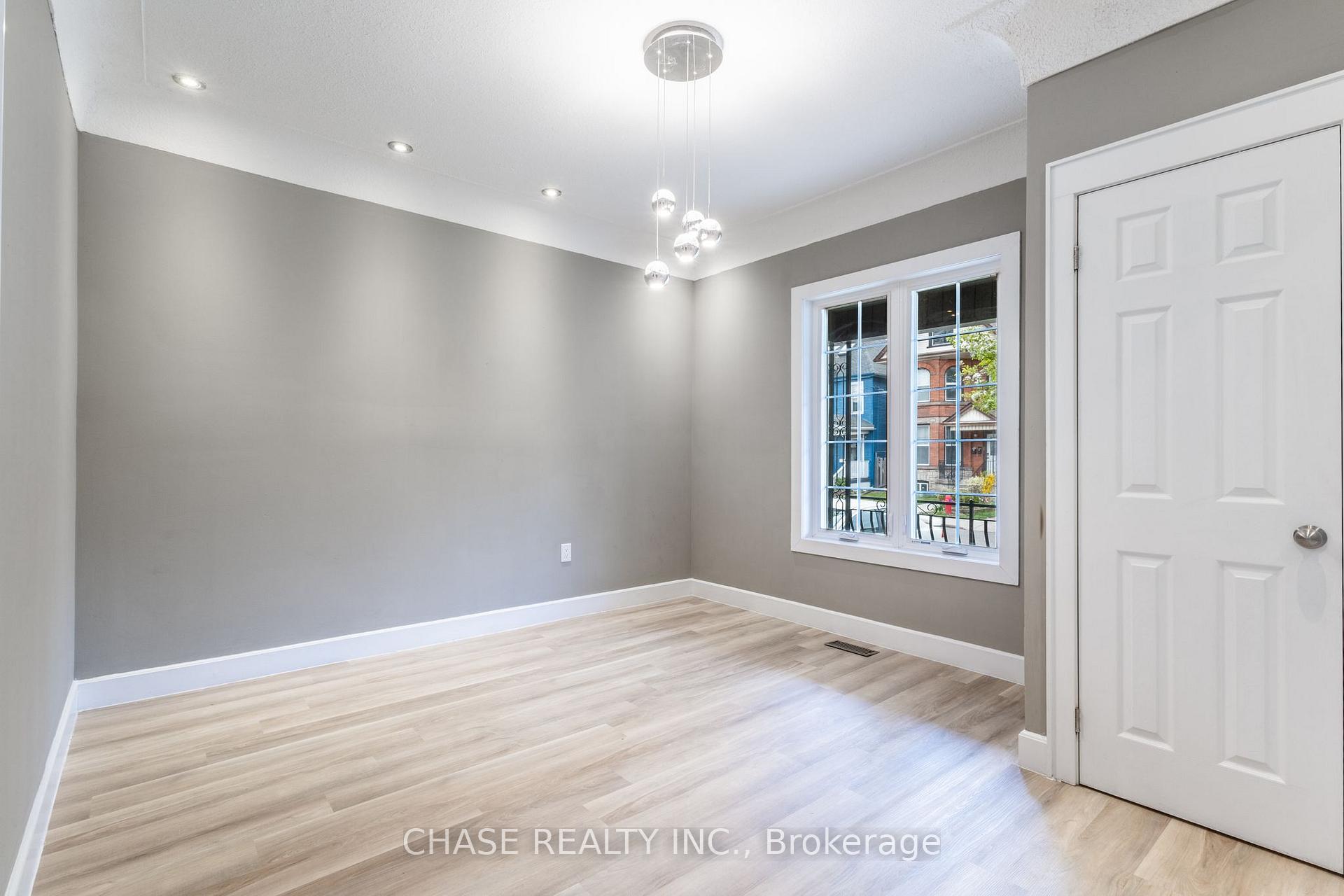 Photo 5 of 86 Smith Avenue, Hamilton, Landsdale — HOMEH