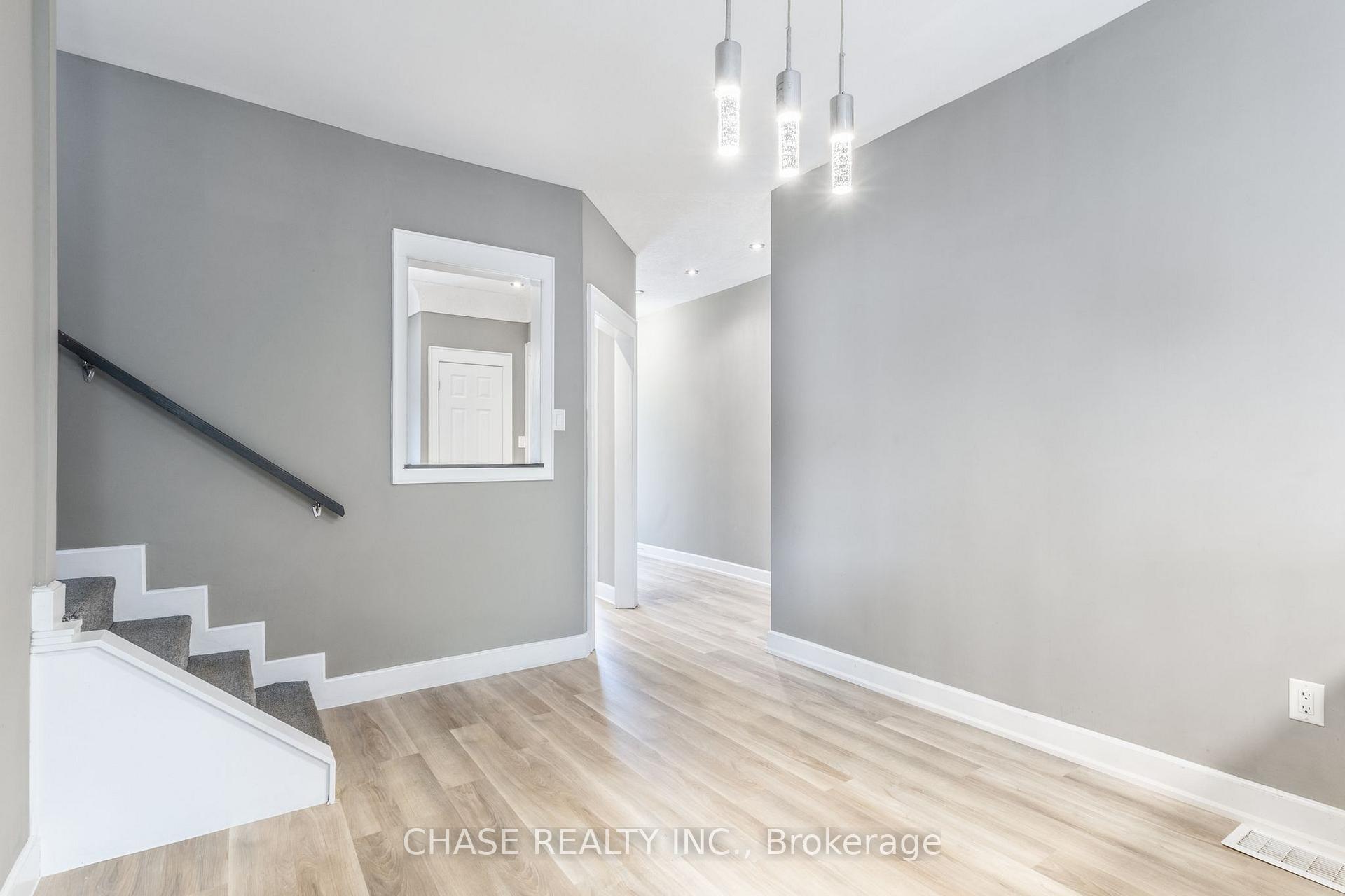 Photo 10 of 86 Smith Avenue, Hamilton, Landsdale — HOMEH