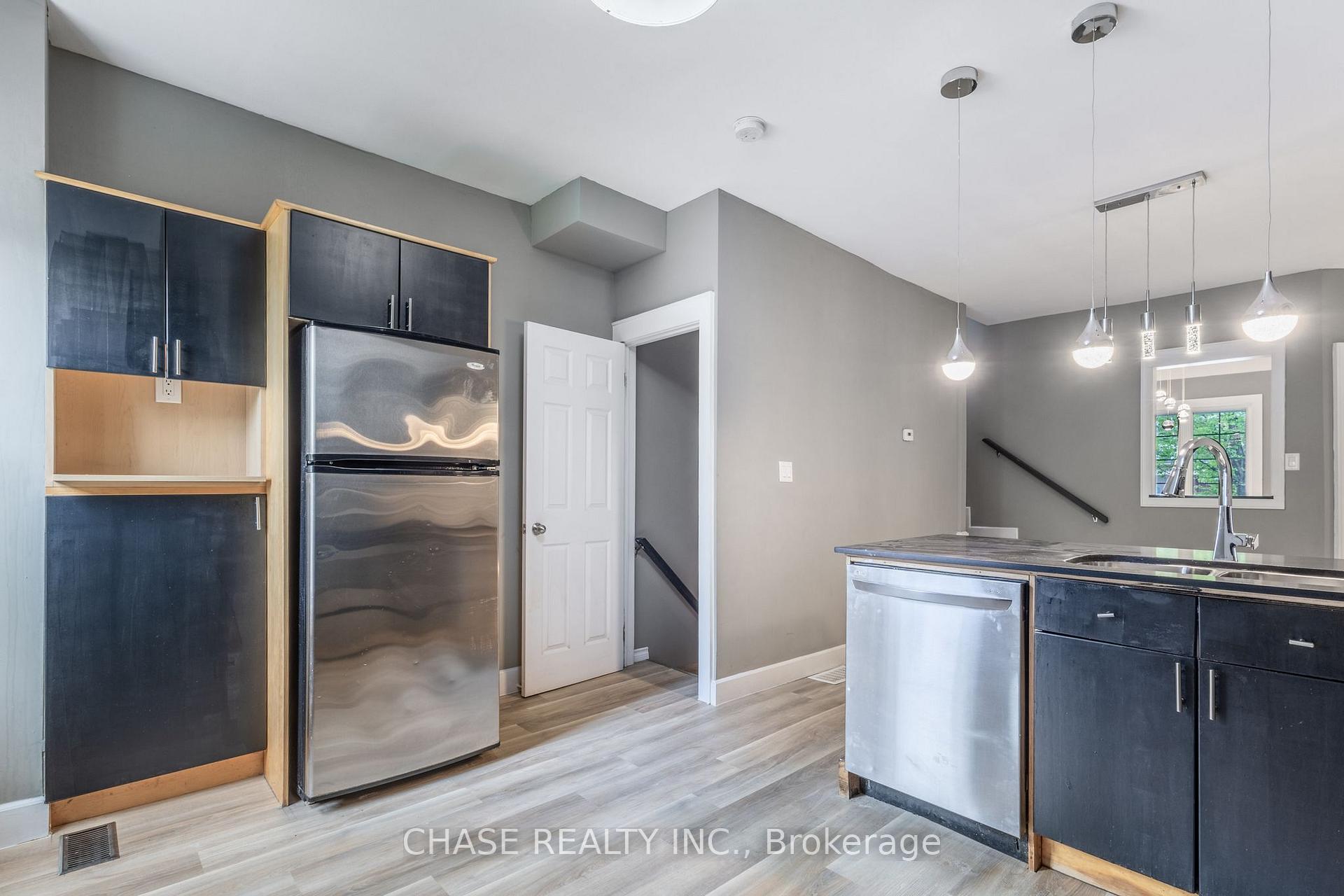 Photo 15 of 86 Smith Avenue, Hamilton, Landsdale — HOMEH
