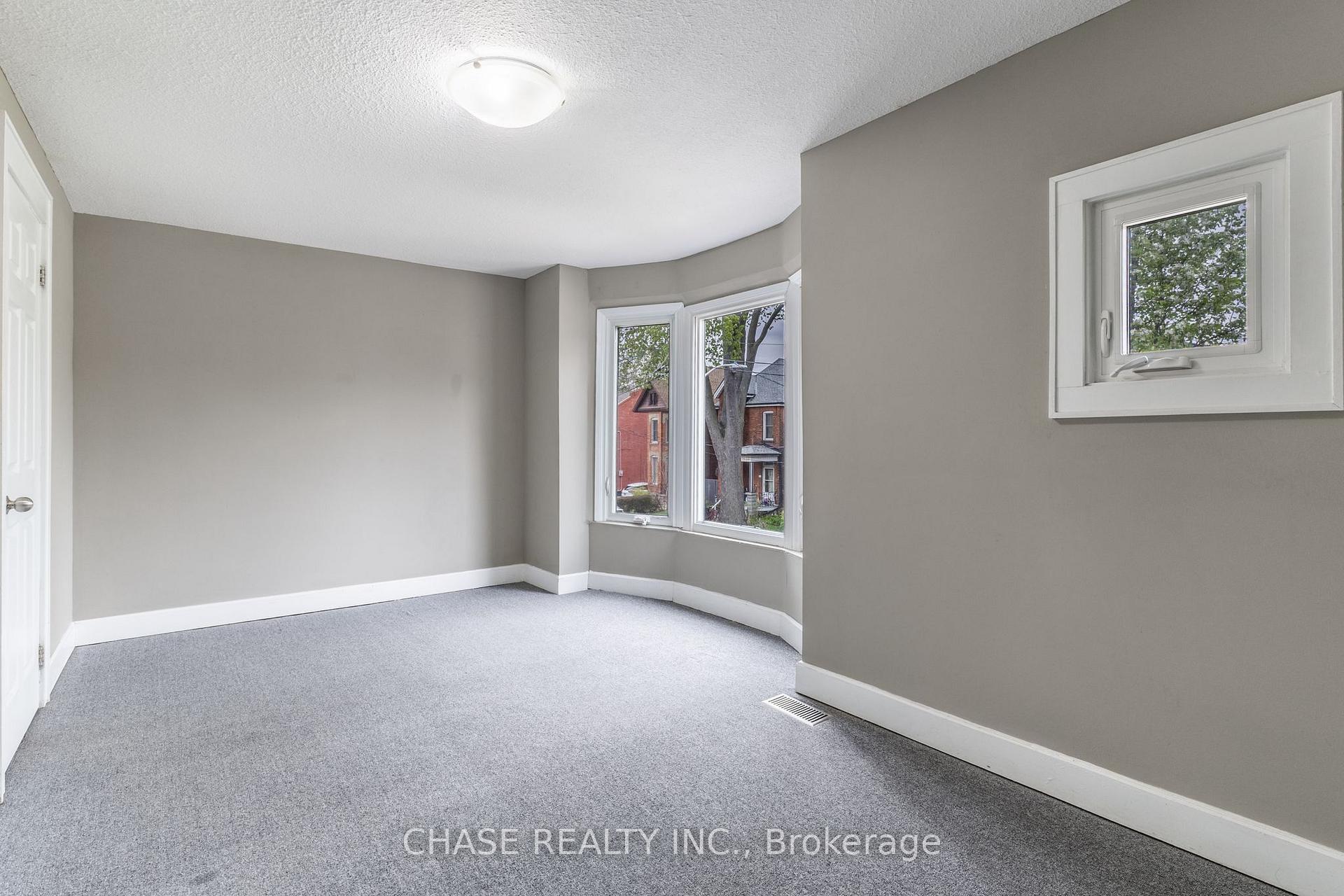 Photo 18 of 86 Smith Avenue, Hamilton, Landsdale — HOMEH