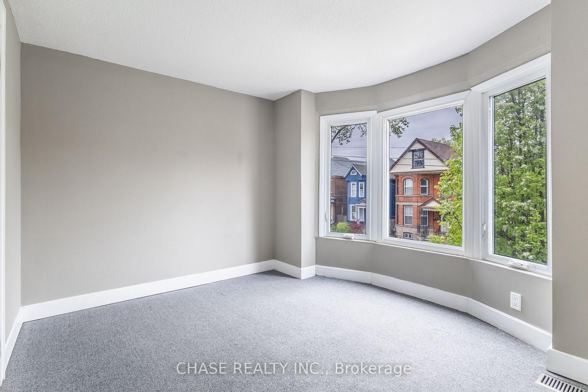 Photo 20 of 86 Smith Avenue, Hamilton, Landsdale — HOMEH