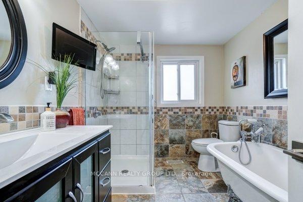 Photo 15 of 68 Dreyer Drive E, Ajax, South East — HOMEH