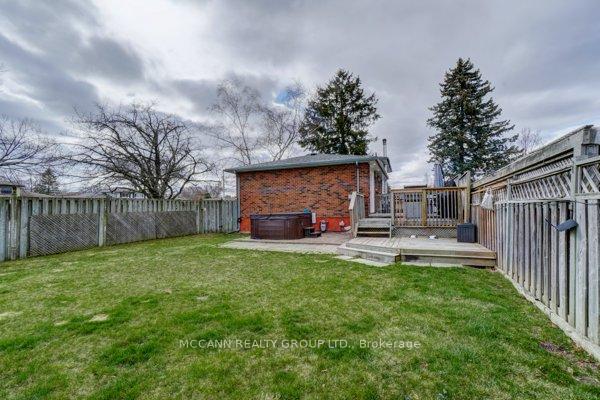 Photo 29 of 68 Dreyer Drive E, Ajax, South East — HOMEH