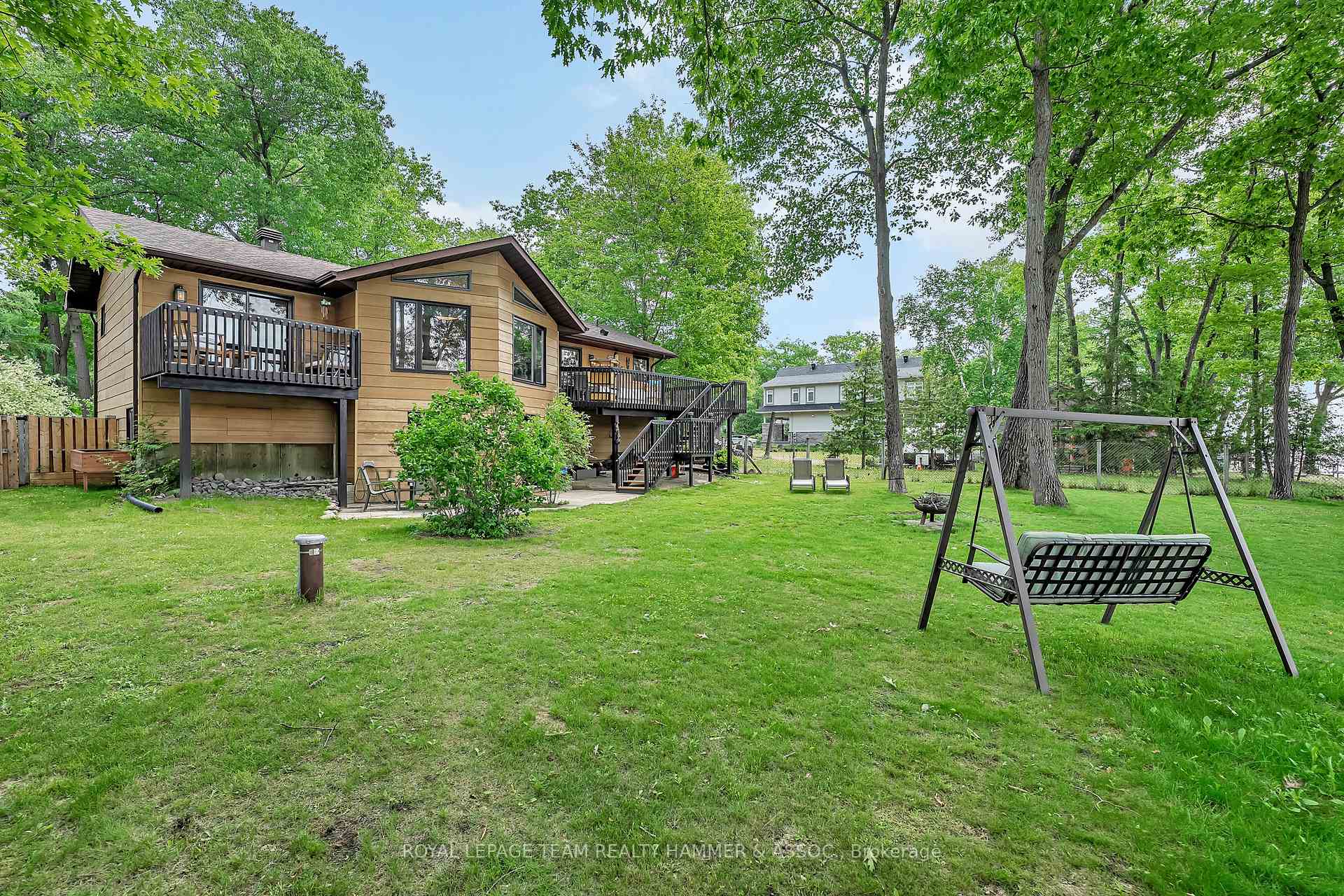 Photo 4 of 1034 Bayview Drive, Ottawa, Constance Bay — HOMEH