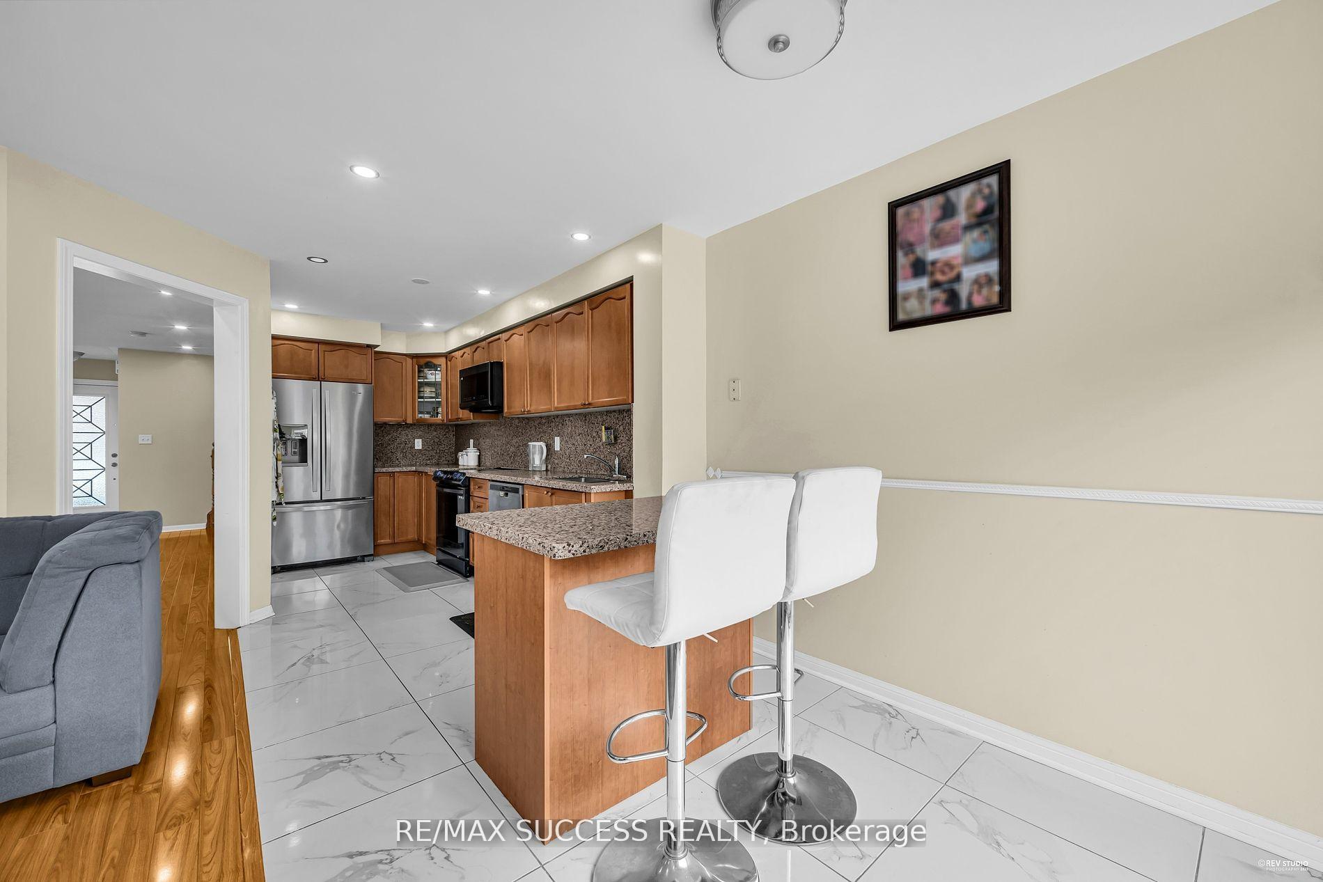Photo 35 of 28 Herdwick Street, Brampton, Gore Industrial North — HOMEH