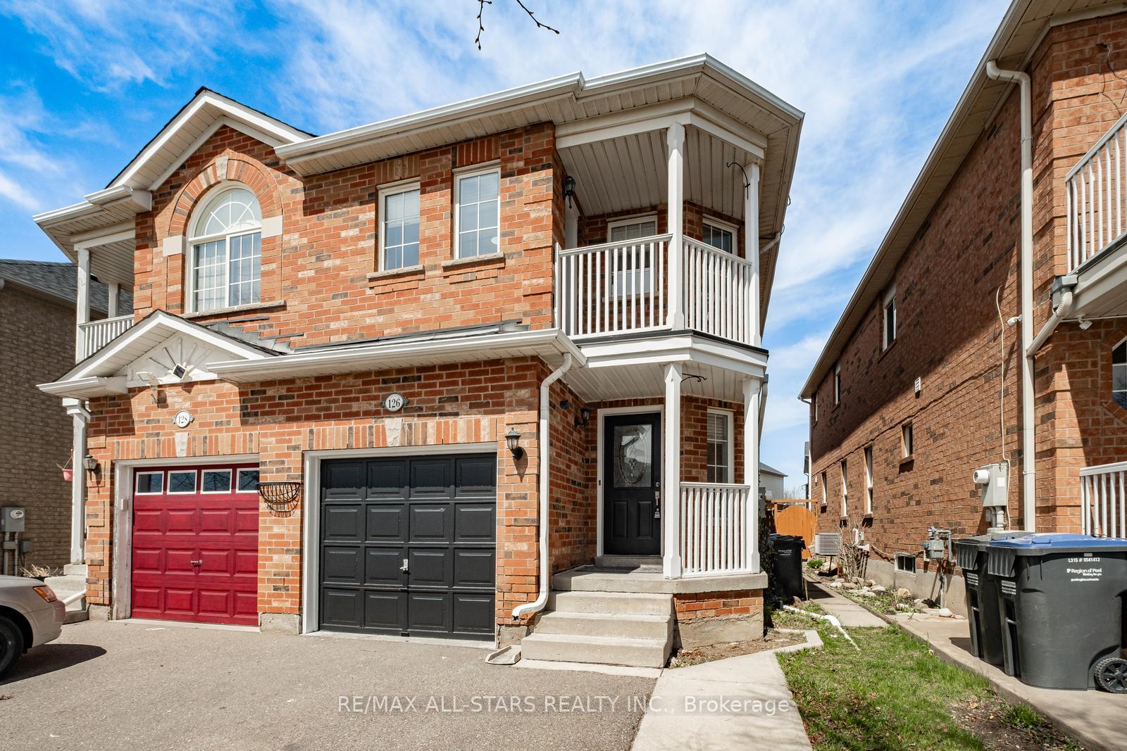 Photo 3 of 126 Lake Louise Drive, Brampton, Fletcher's Meadow — HOMEH