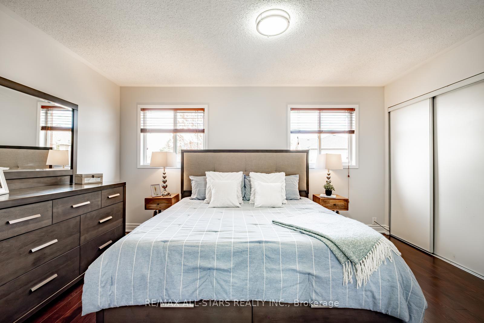 Photo 23 of 126 Lake Louise Drive, Brampton, Fletcher's Meadow — HOMEH