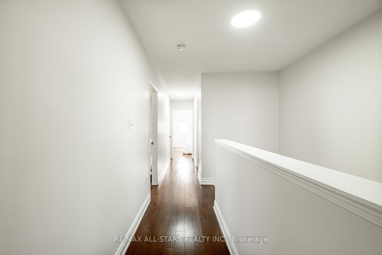 Photo 28 of 126 Lake Louise Drive, Brampton, Fletcher's Meadow — HOMEH