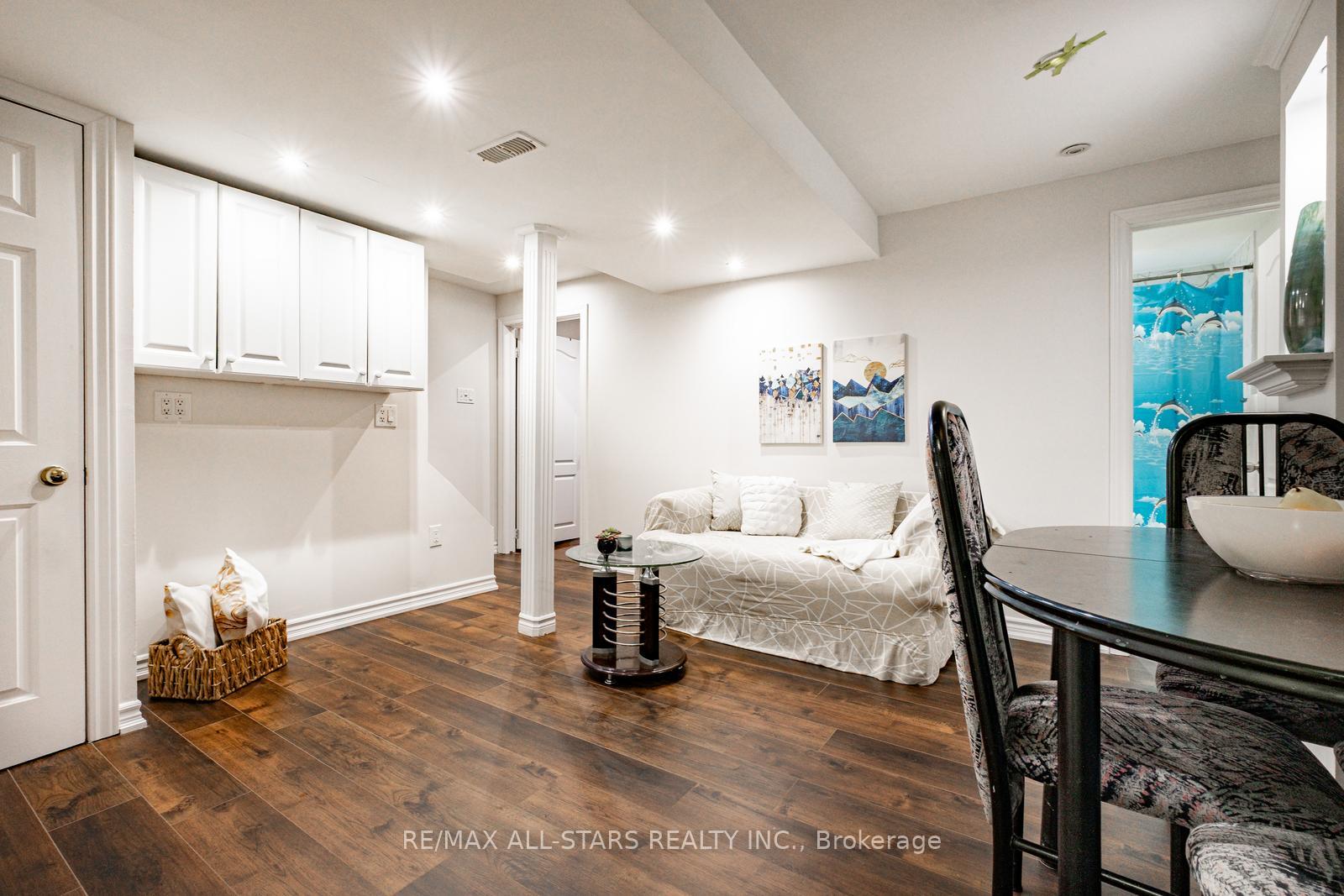 Photo 40 of 126 Lake Louise Drive, Brampton, Fletcher's Meadow — HOMEH