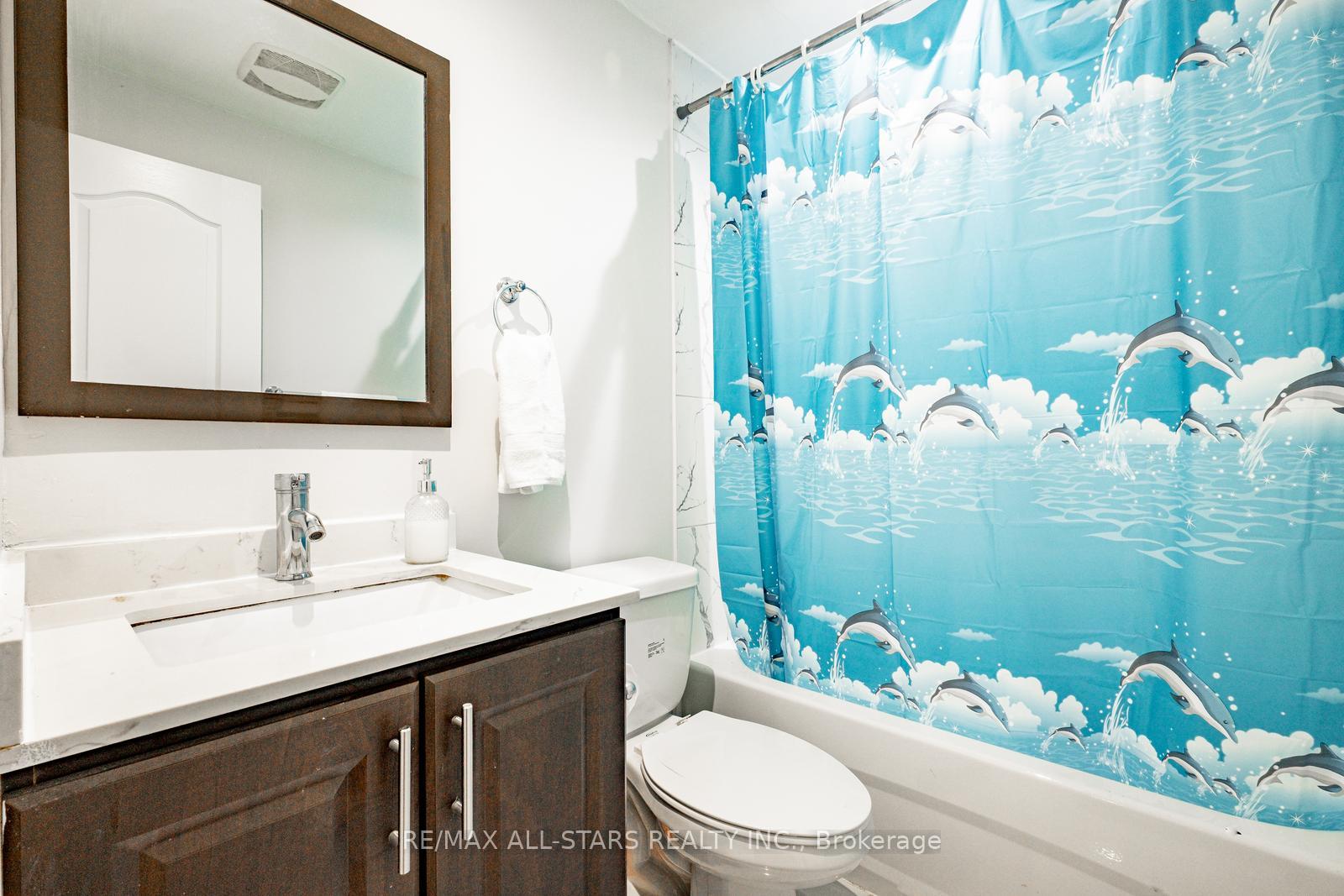 Photo 44 of 126 Lake Louise Drive, Brampton, Fletcher's Meadow — HOMEH