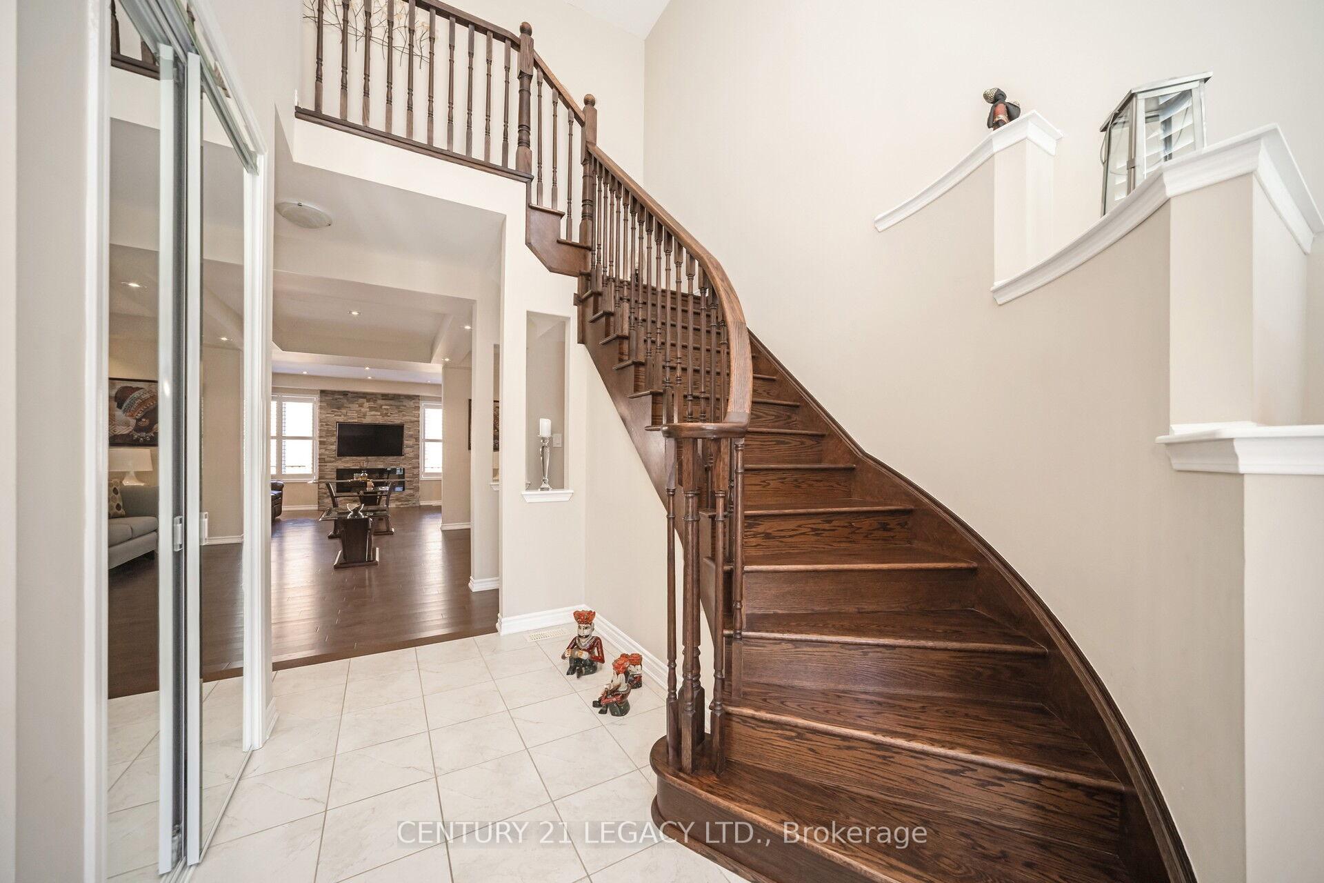 Photo 36 of 33 Callandar Road, Brampton, Northwest Brampton — HOMEH
