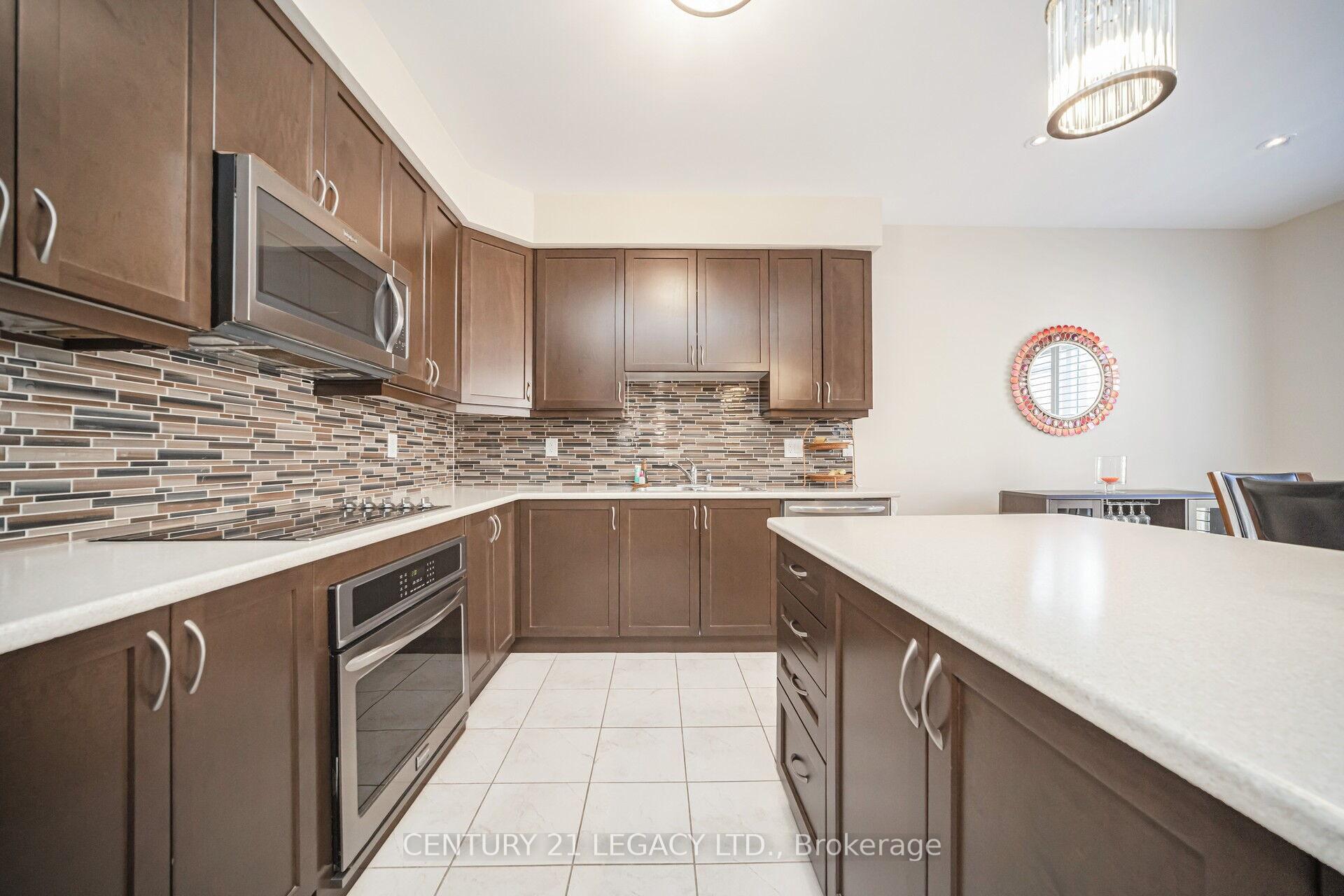 Photo 25 of 33 Callandar Road, Brampton, Northwest Brampton — HOMEH