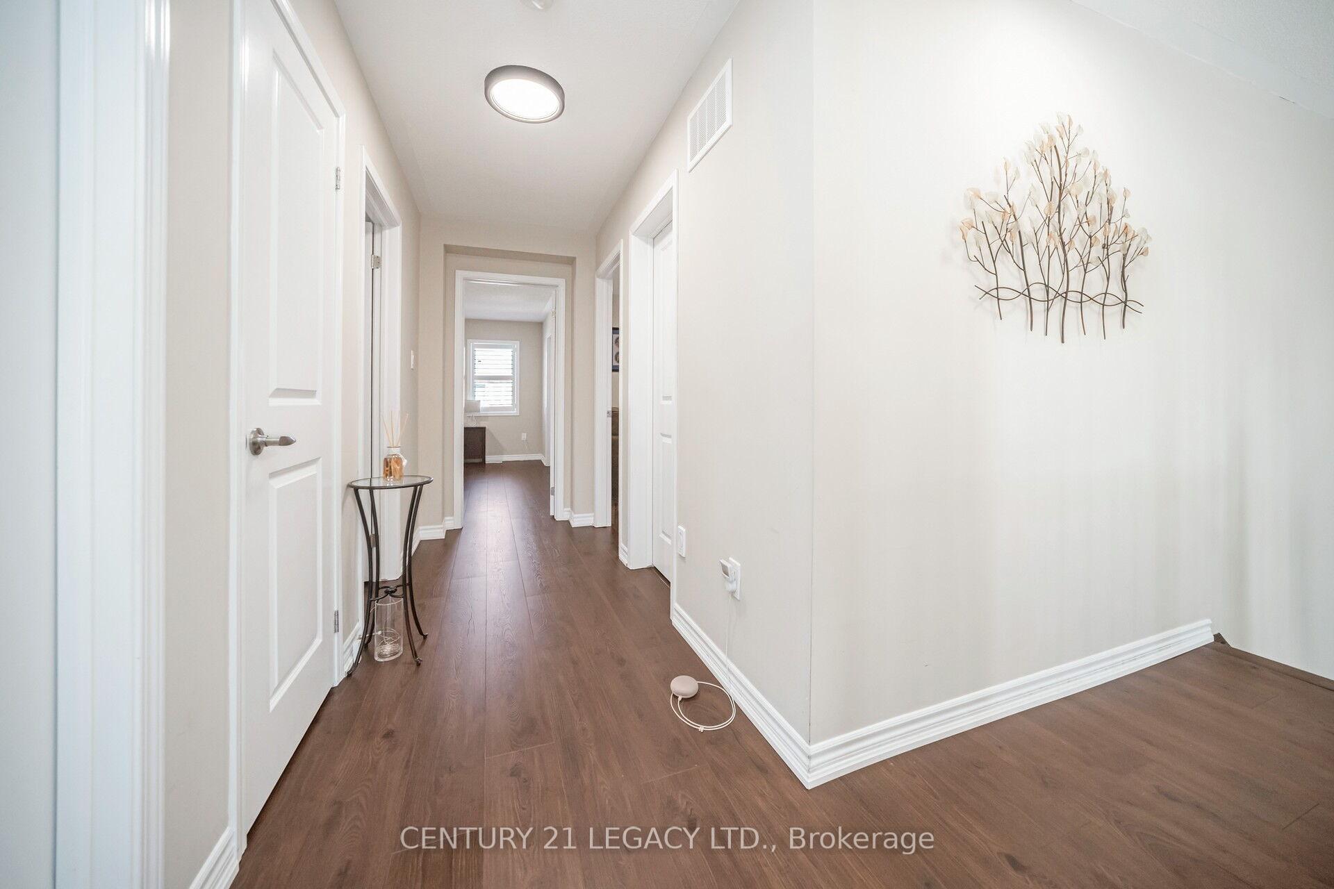 Photo 11 of 33 Callandar Road, Brampton, Northwest Brampton — HOMEH
