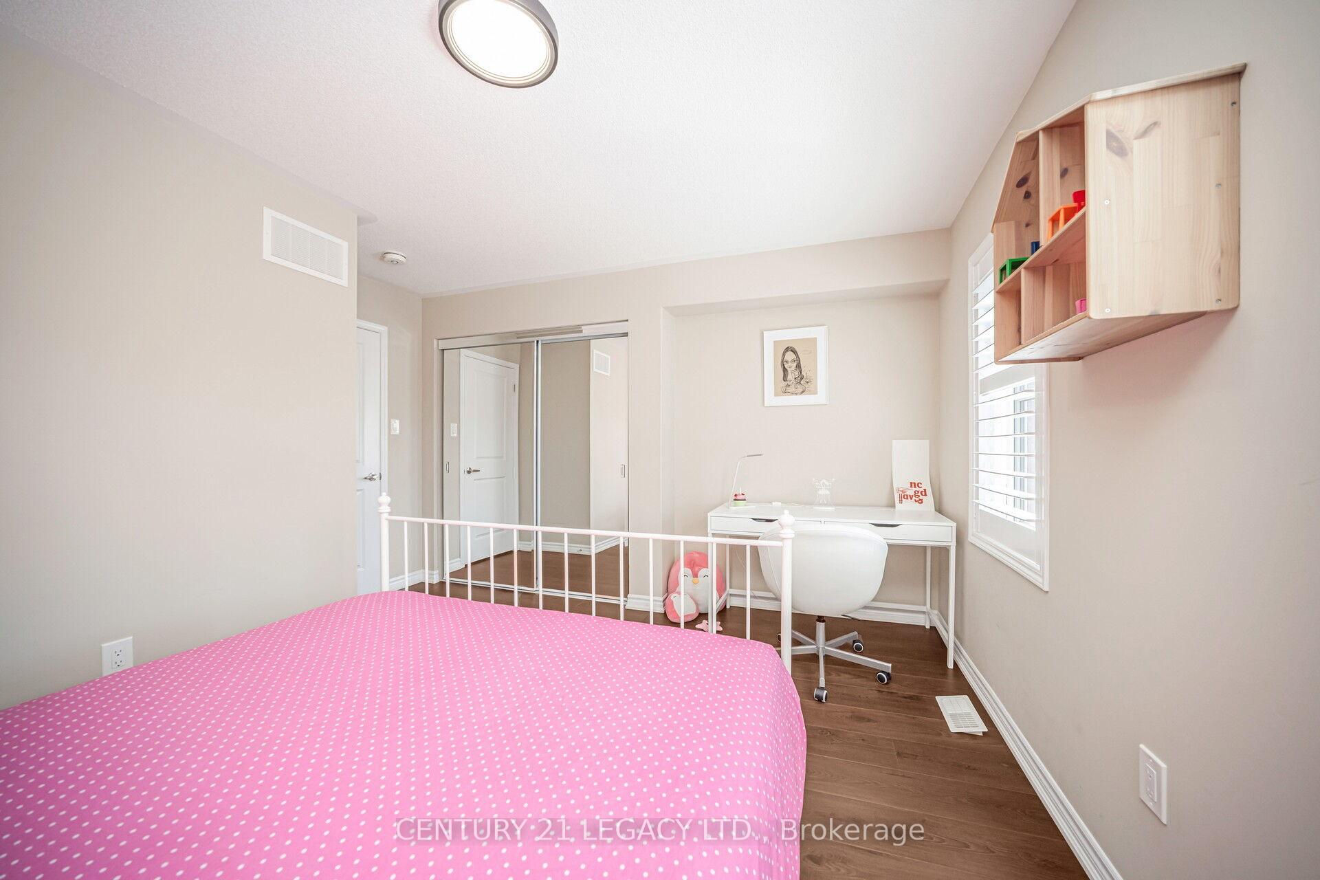 Photo 23 of 33 Callandar Road, Brampton, Northwest Brampton — HOMEH
