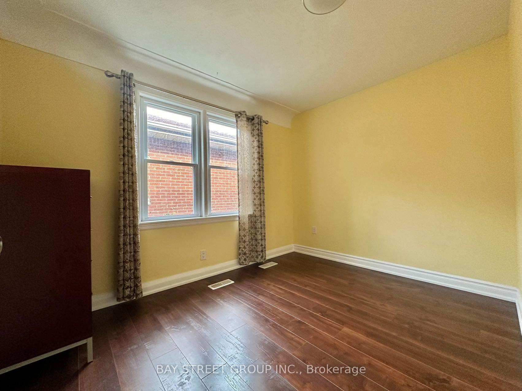 Photo 29 of 85 Glenmount Avenue, Hamilton, Ainslie Wood — HOMEH