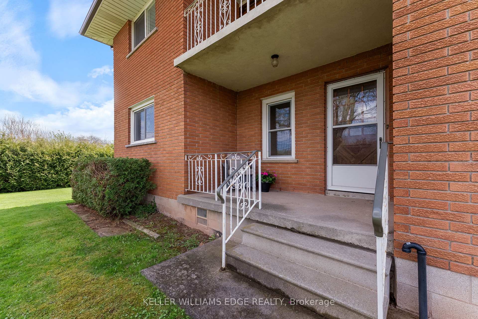 Photo 20 of 868 Highway 8, Hamilton, Fruitland — HOMEH