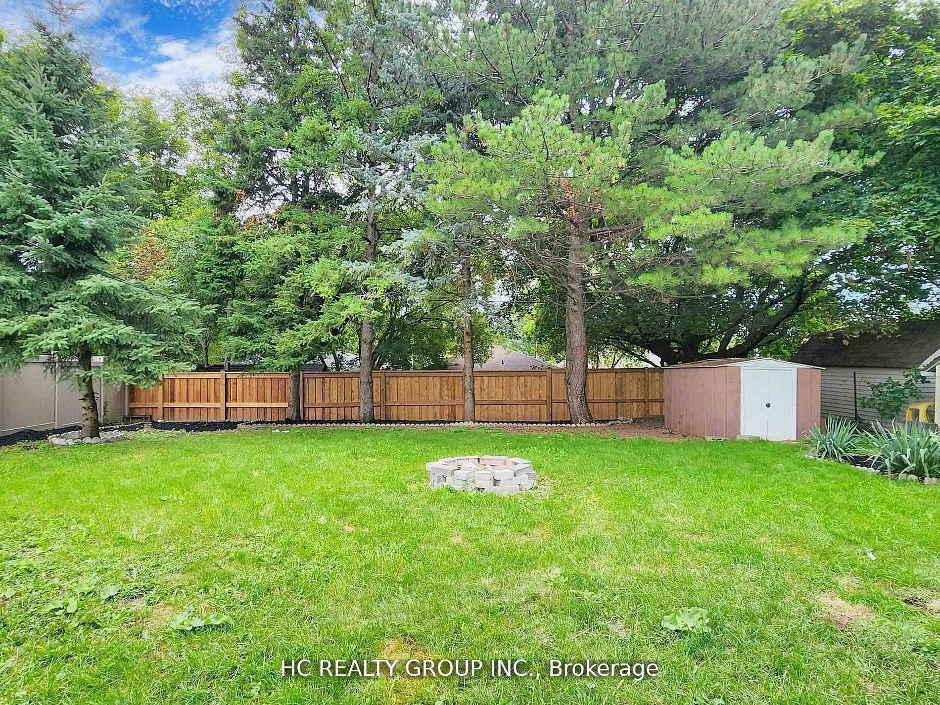 Photo 24 of 26 Algonquin Crescent, Aurora, Aurora Heights — HOMEH