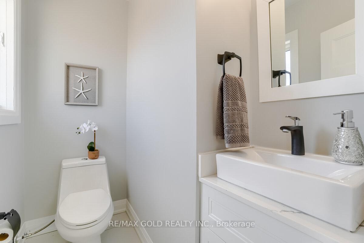 Photo 21 of 108 Jacobson Avenue, St. Catharines, Glendale/Glenridge — HOMEH