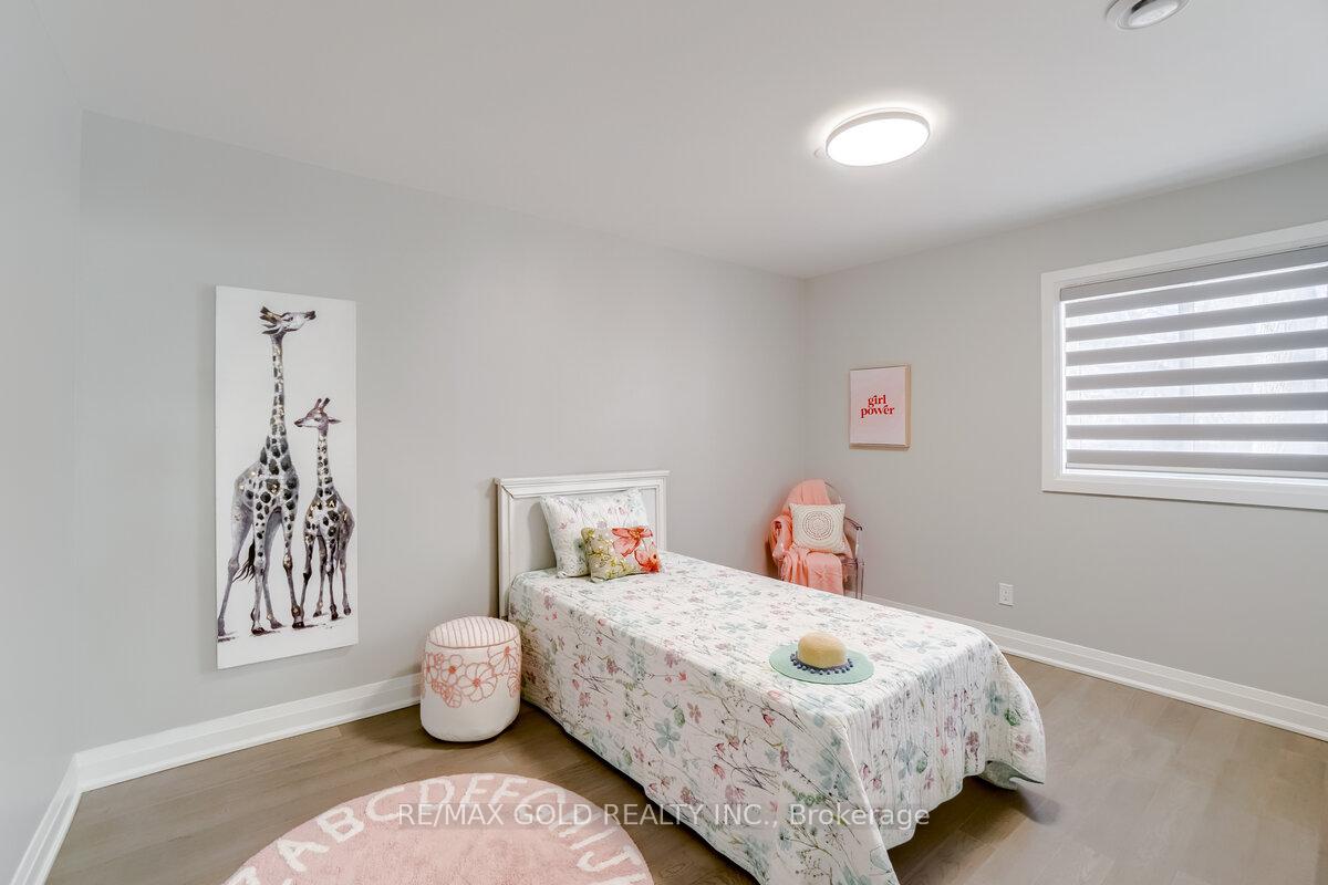 Photo 24 of 108 Jacobson Avenue, St. Catharines, Glendale/Glenridge — HOMEH