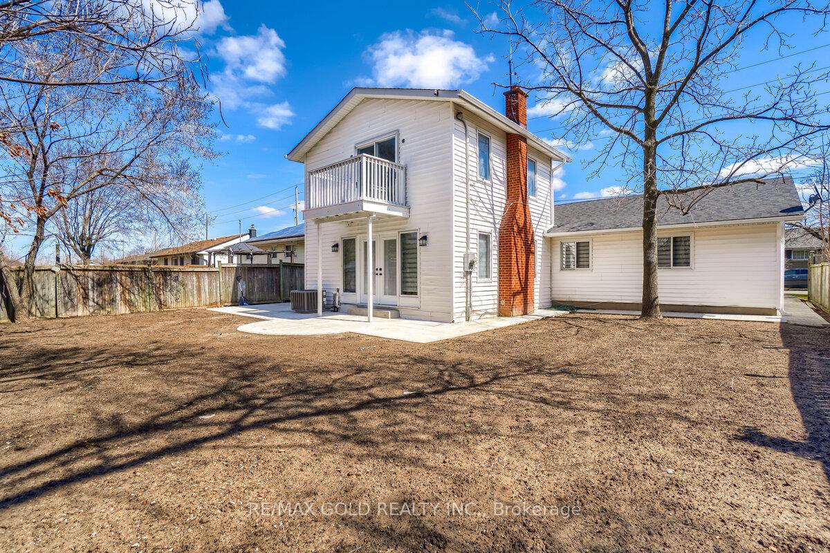 Photo 41 of 108 Jacobson Avenue, St. Catharines, Glendale/Glenridge — HOMEH